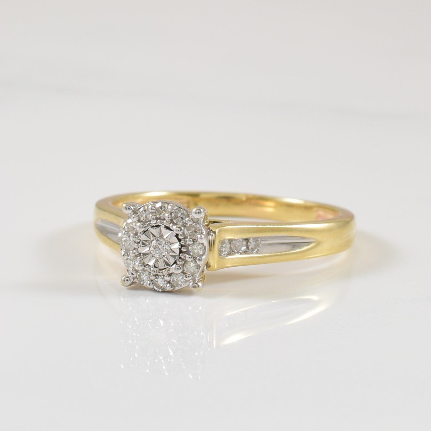 Diamond Halo Ring | 0.10ctw | SZ 6.75 |