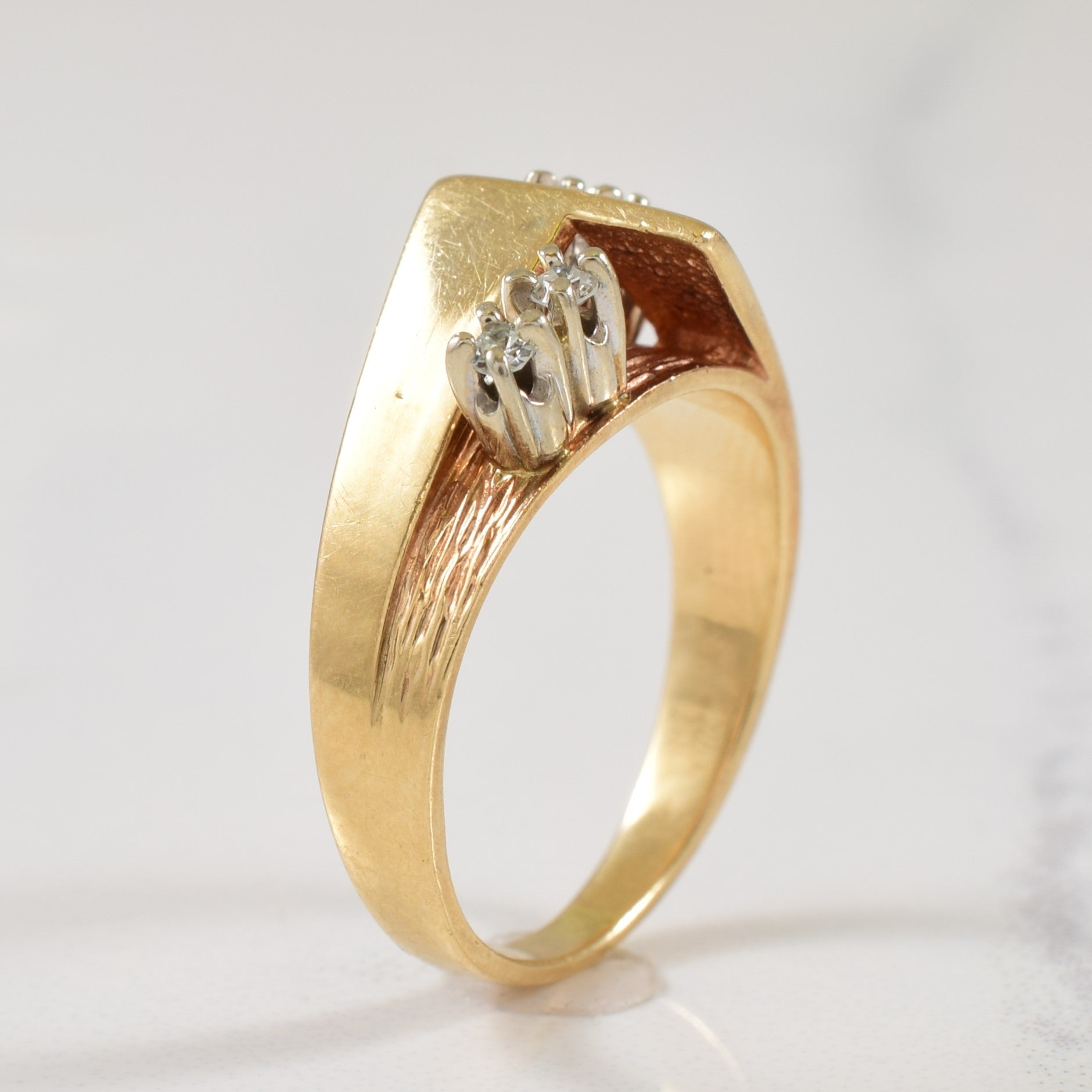 Multi Level Diamond Ring | 0.06ctw | SZ 4.75 |