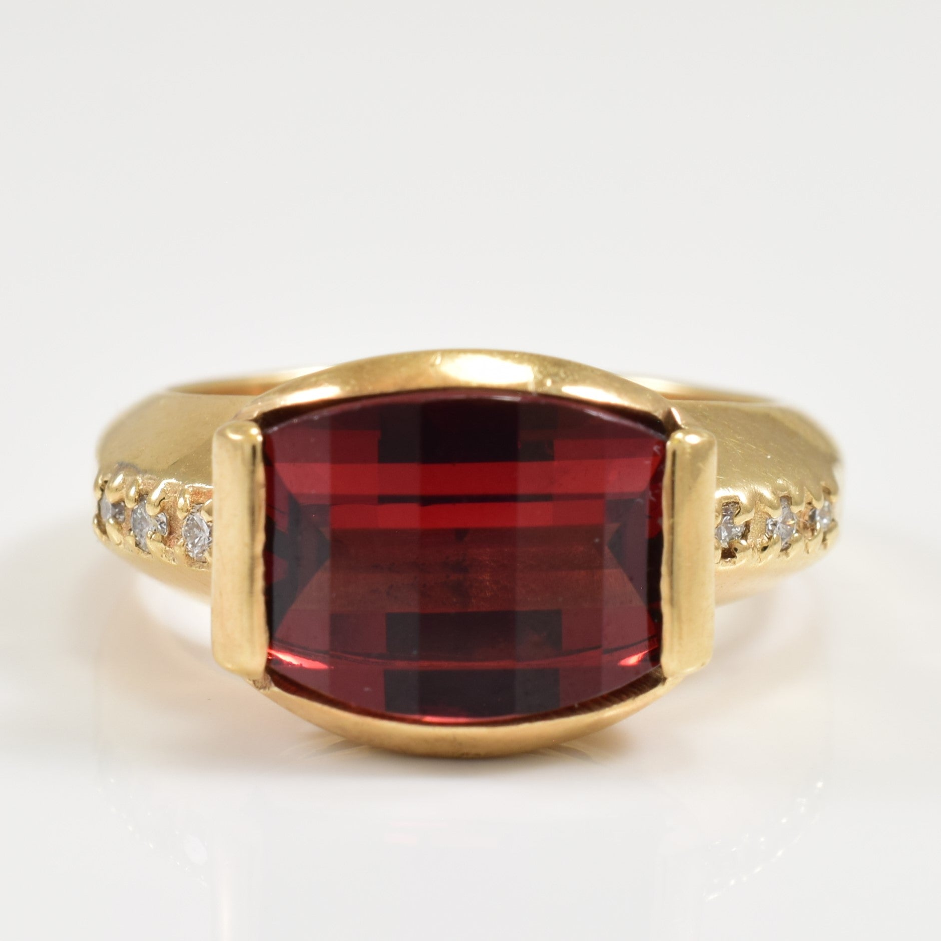 Garnet & Diamond Ring | 4.00ct, 0.06ctw | SZ 4.75 |