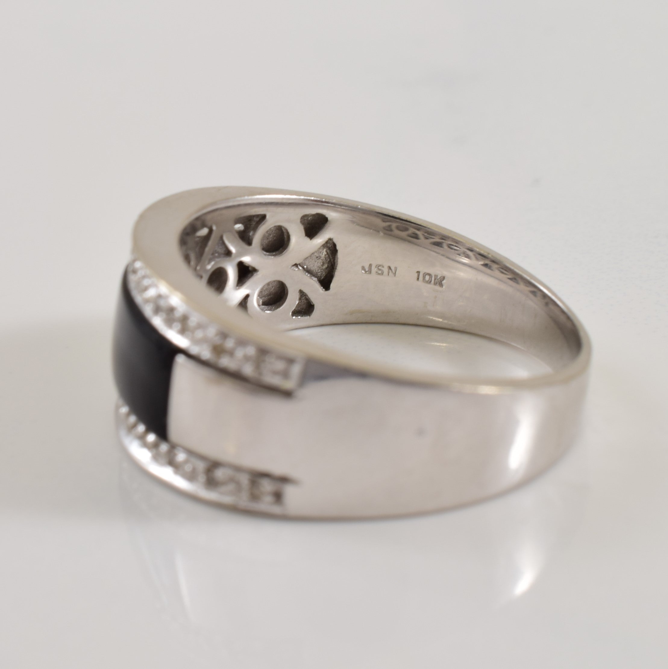 Black Onyx & Diamond Ring | 1.50ct, 0.11ctw | SZ 9.5 |