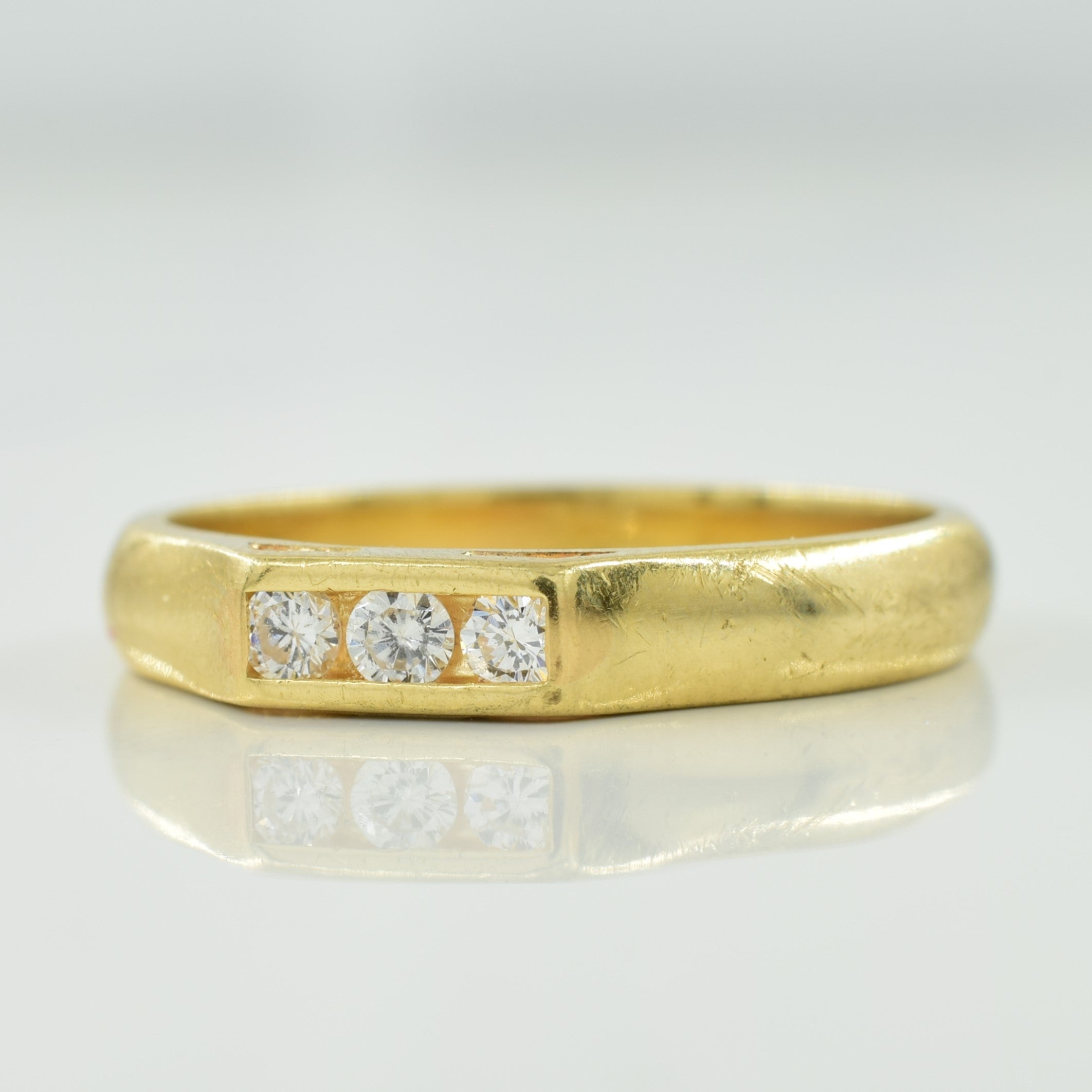Three Stone Diamond Channel Set Ring | 0.12ctw | SZ 7 |