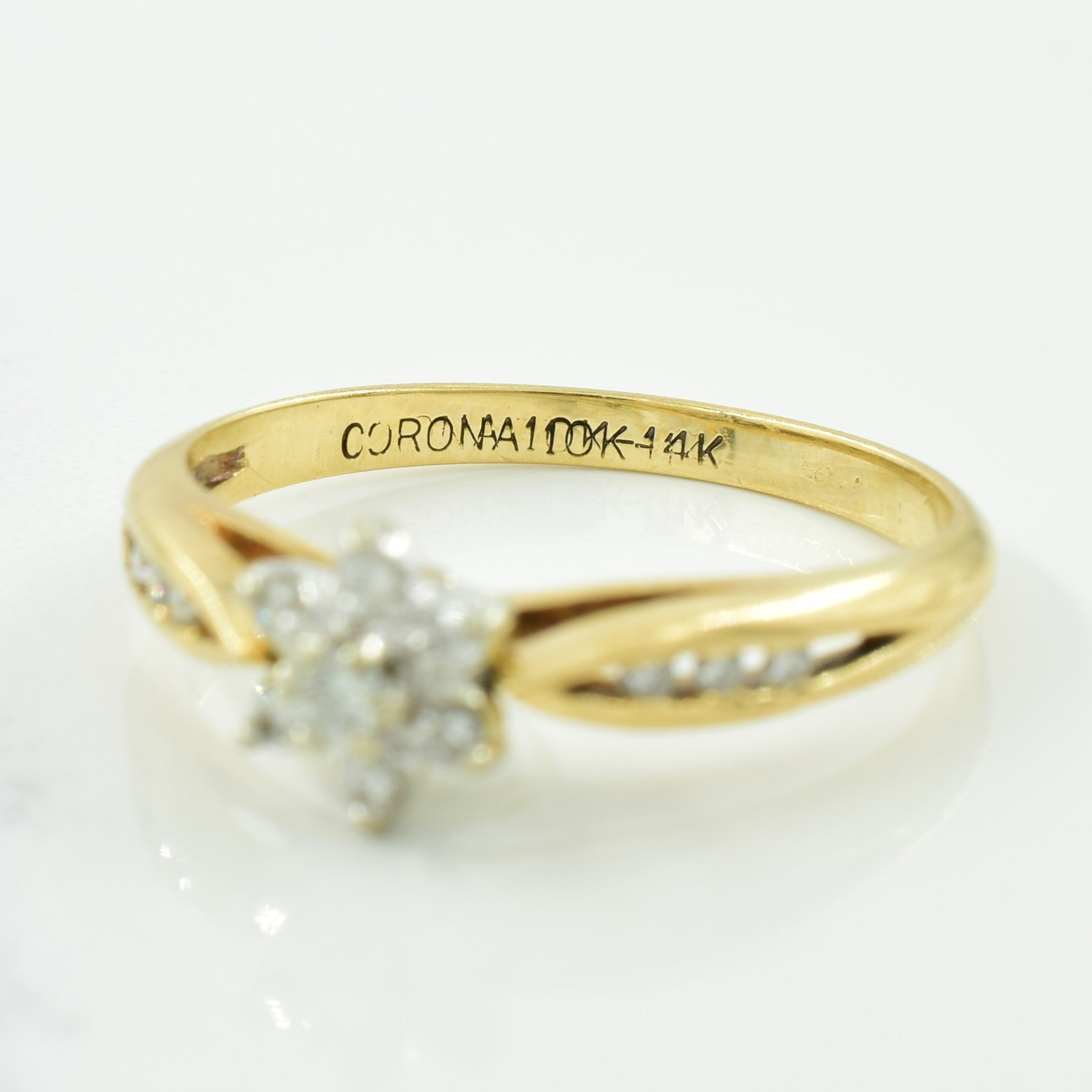 Diamond Cathedral Ring | 0.12ctw | SZ 6.5 |