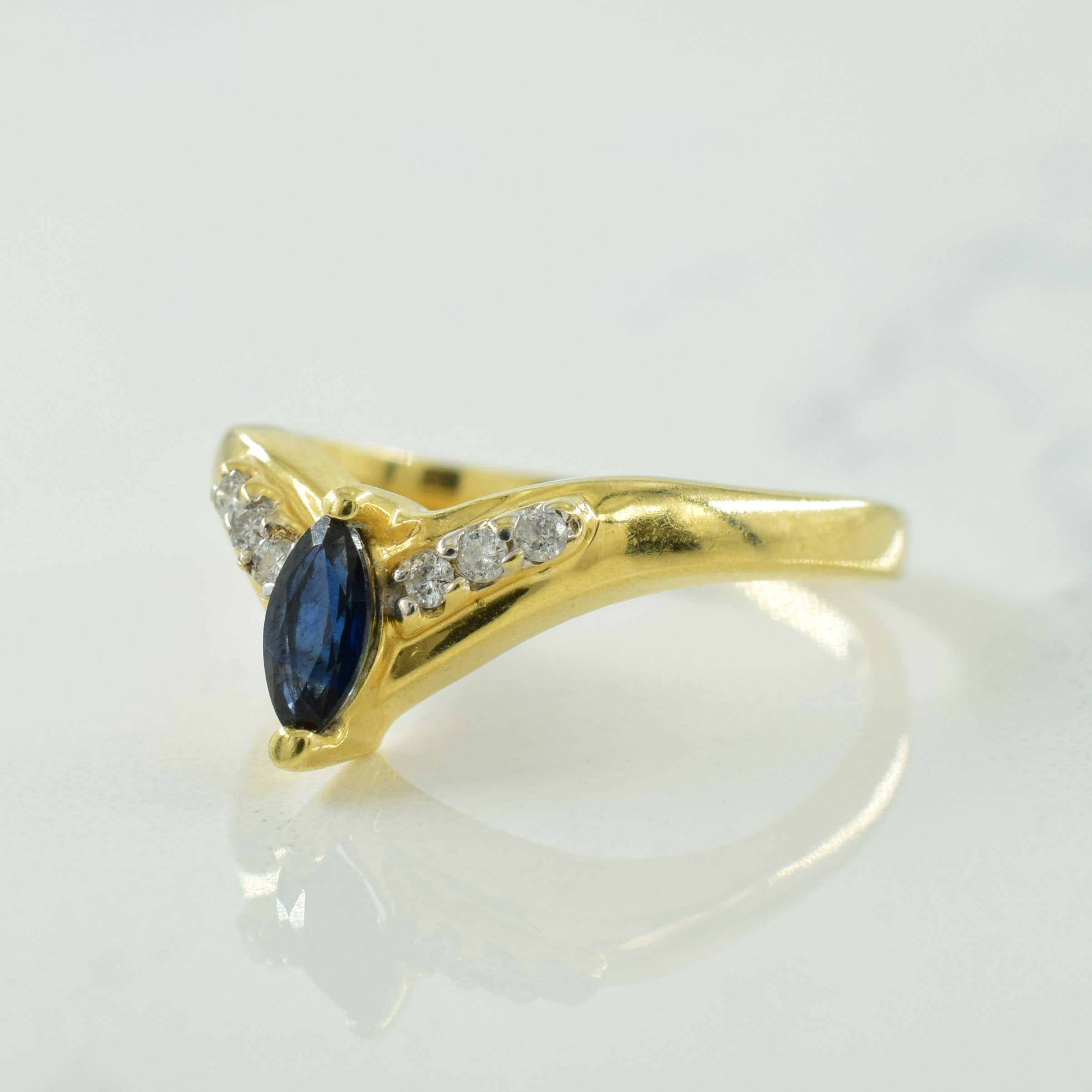 Chevron Blue Sapphire & Diamond Ring | 0.12ct, 0.06ctw | SZ 7 |