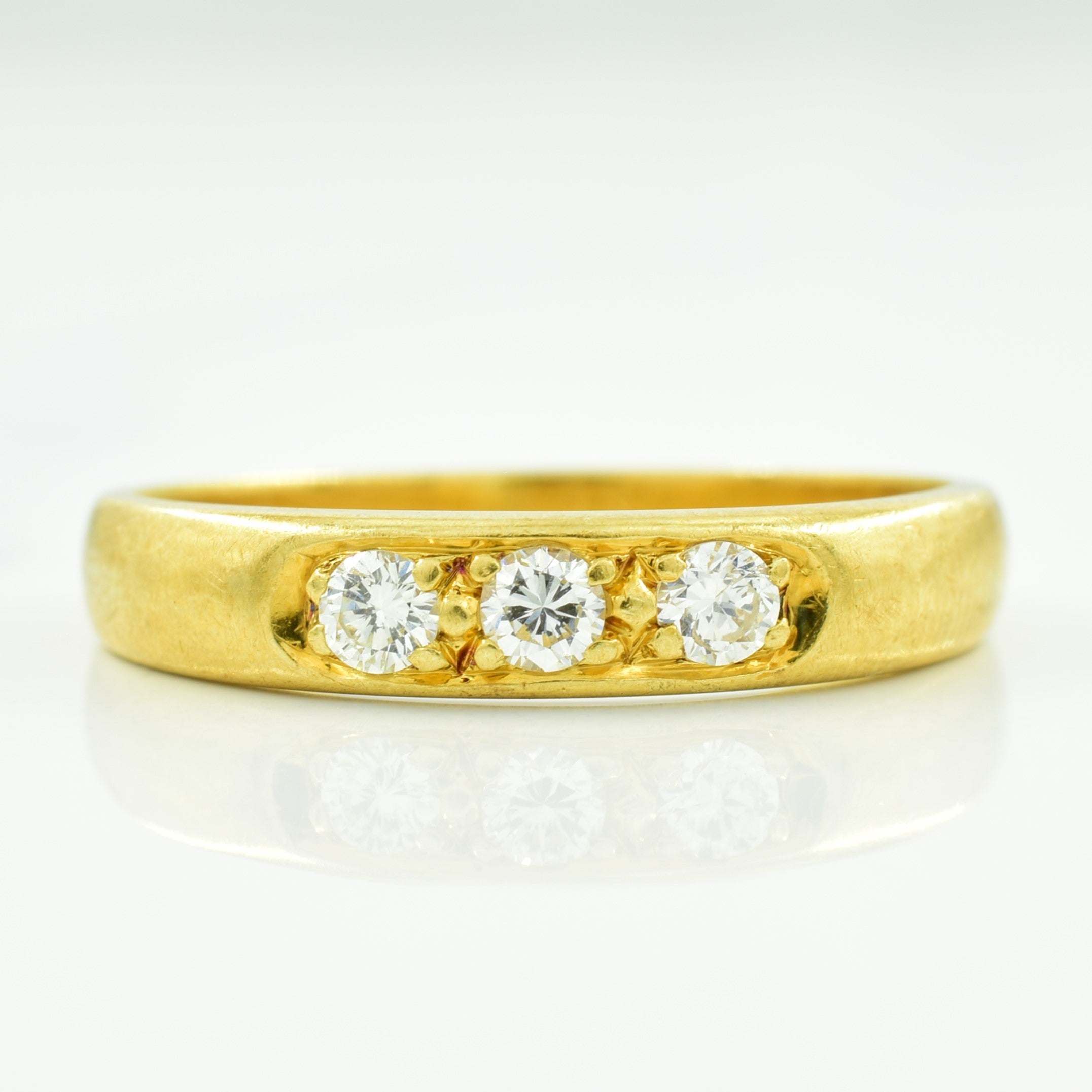 Three Stone Diamond Ring | 0.18ctw | SZ 8.5 |