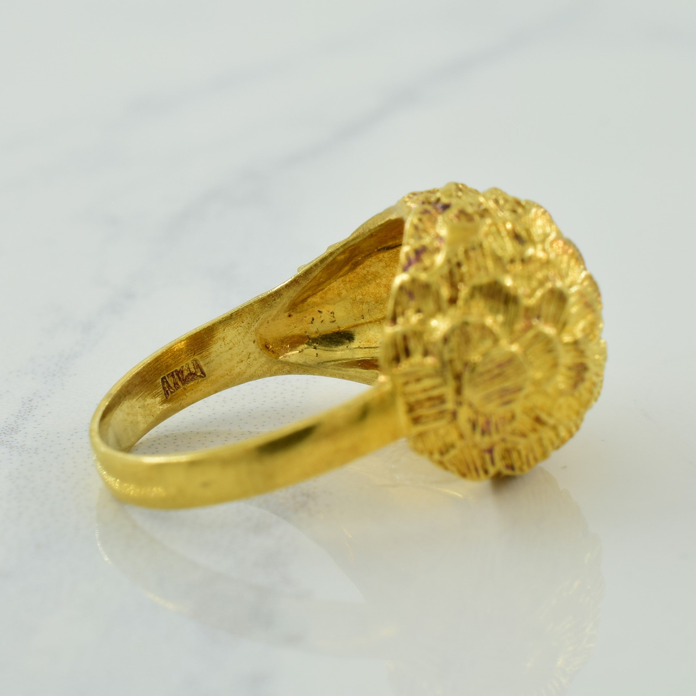 18k Yellow Gold Textured Ring | SZ 5.75 |