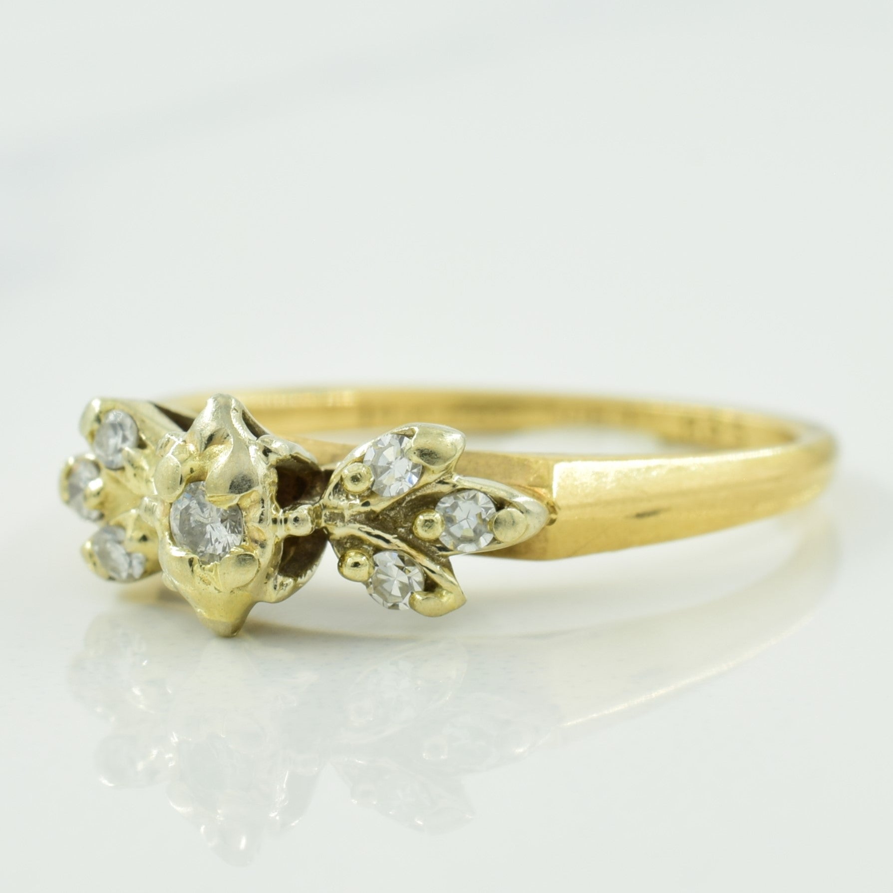 Diamond Ring | 0.10ctw | SZ 6 |