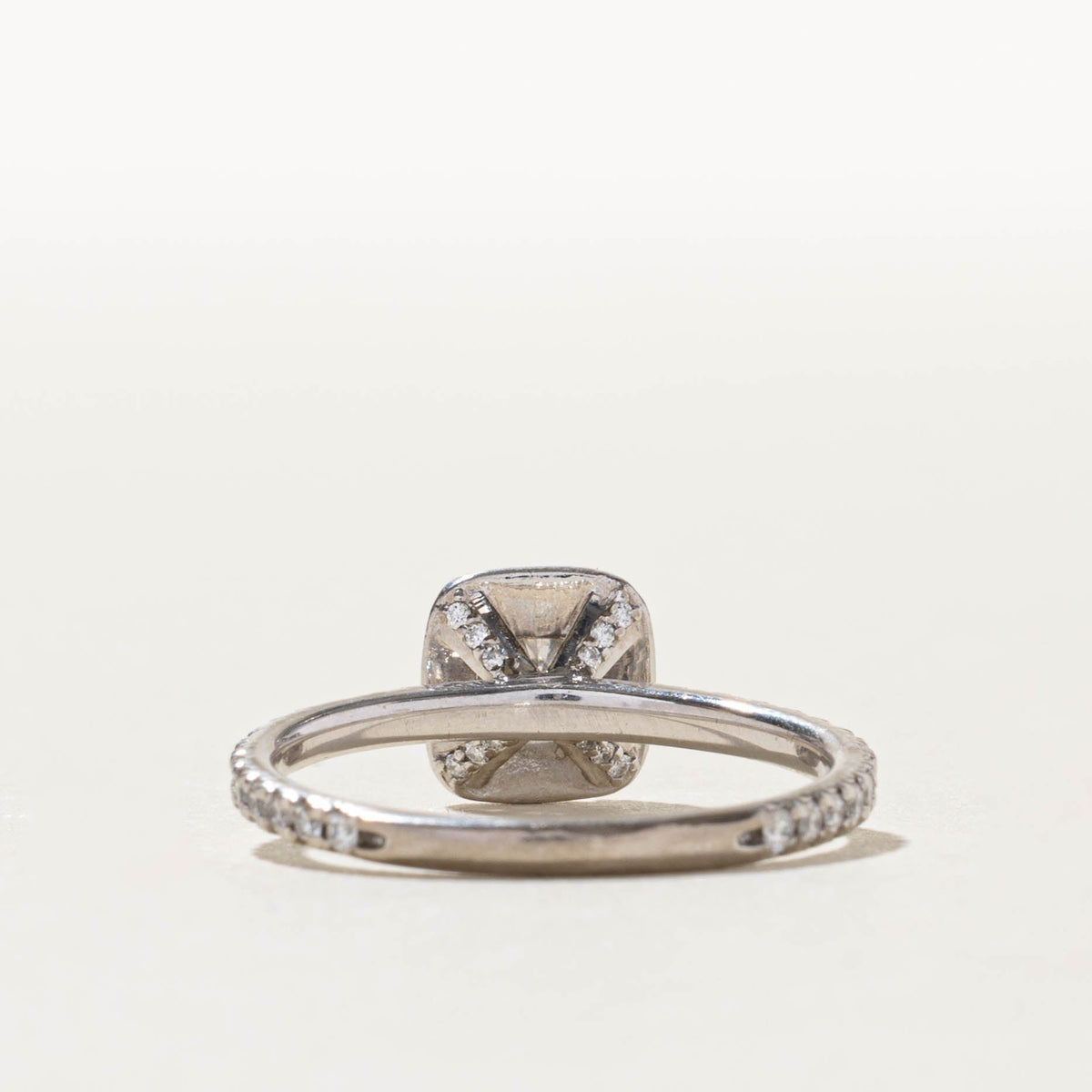 18k Pave Set Diamond Halo Engagement Ring | 0.61ctw | SZ 7