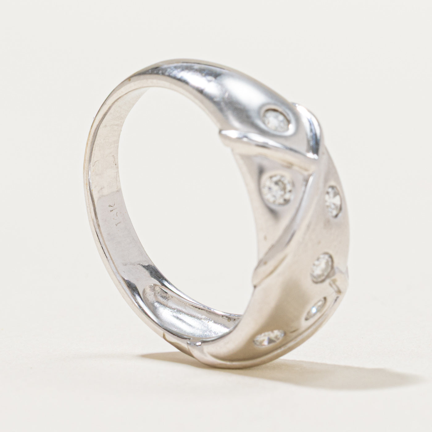 Scattered Diamond Ring | 0.28ctw | SZ 6.25