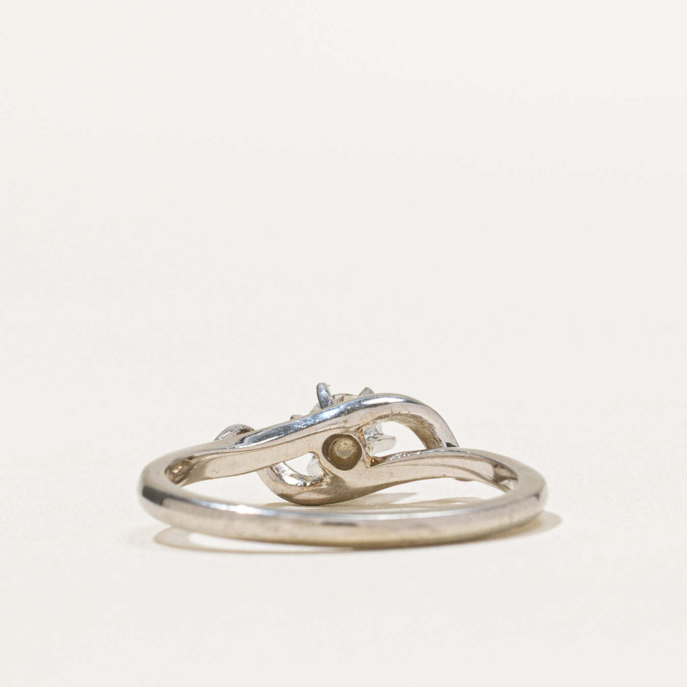 Solitaire Diamond Wave Ring | 0.23ct | SZ 6.75