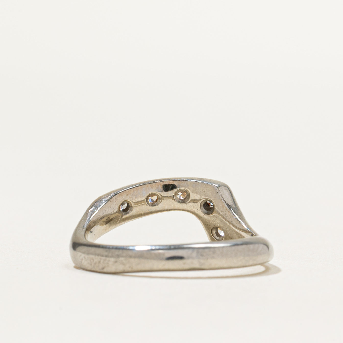 Two Tone Gold Five Stone Diamond Curved Ring | 0.25ctw | SZ 6