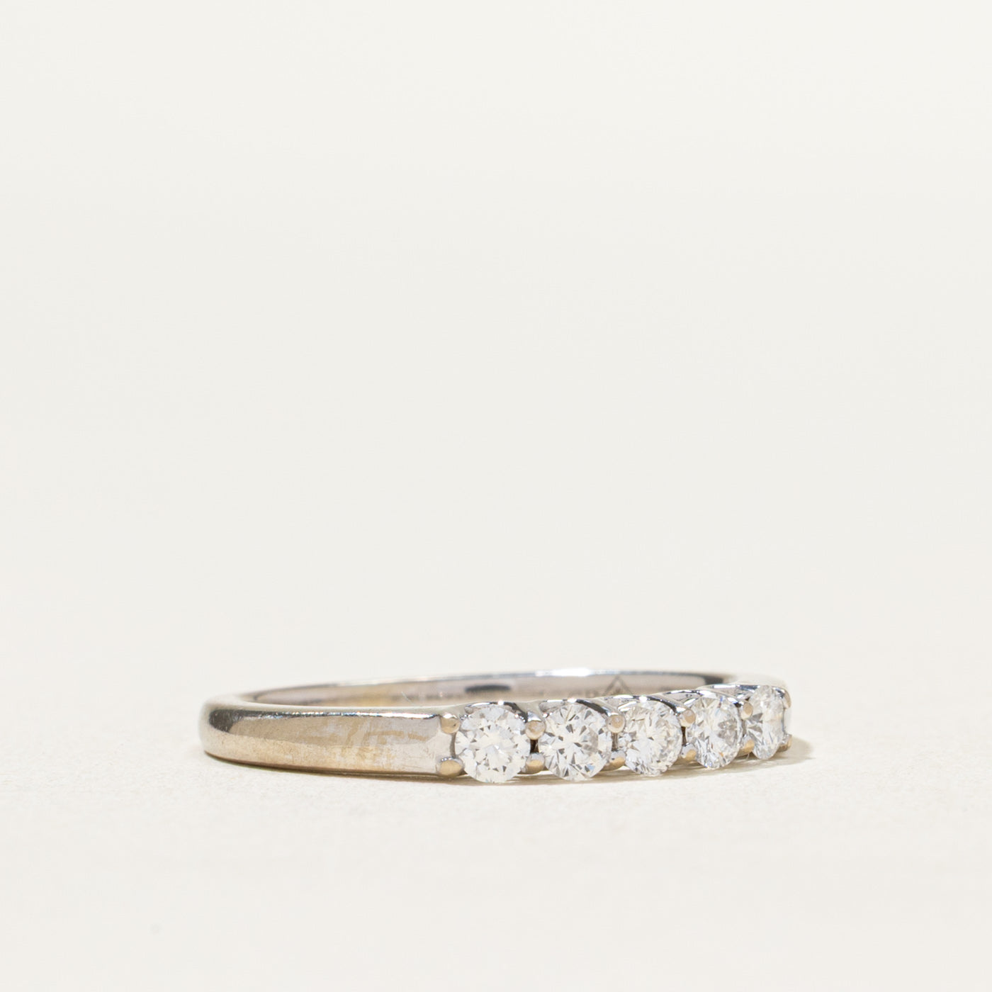 Bague cinq diamants | 0,30 ct au total | Taille 5,5