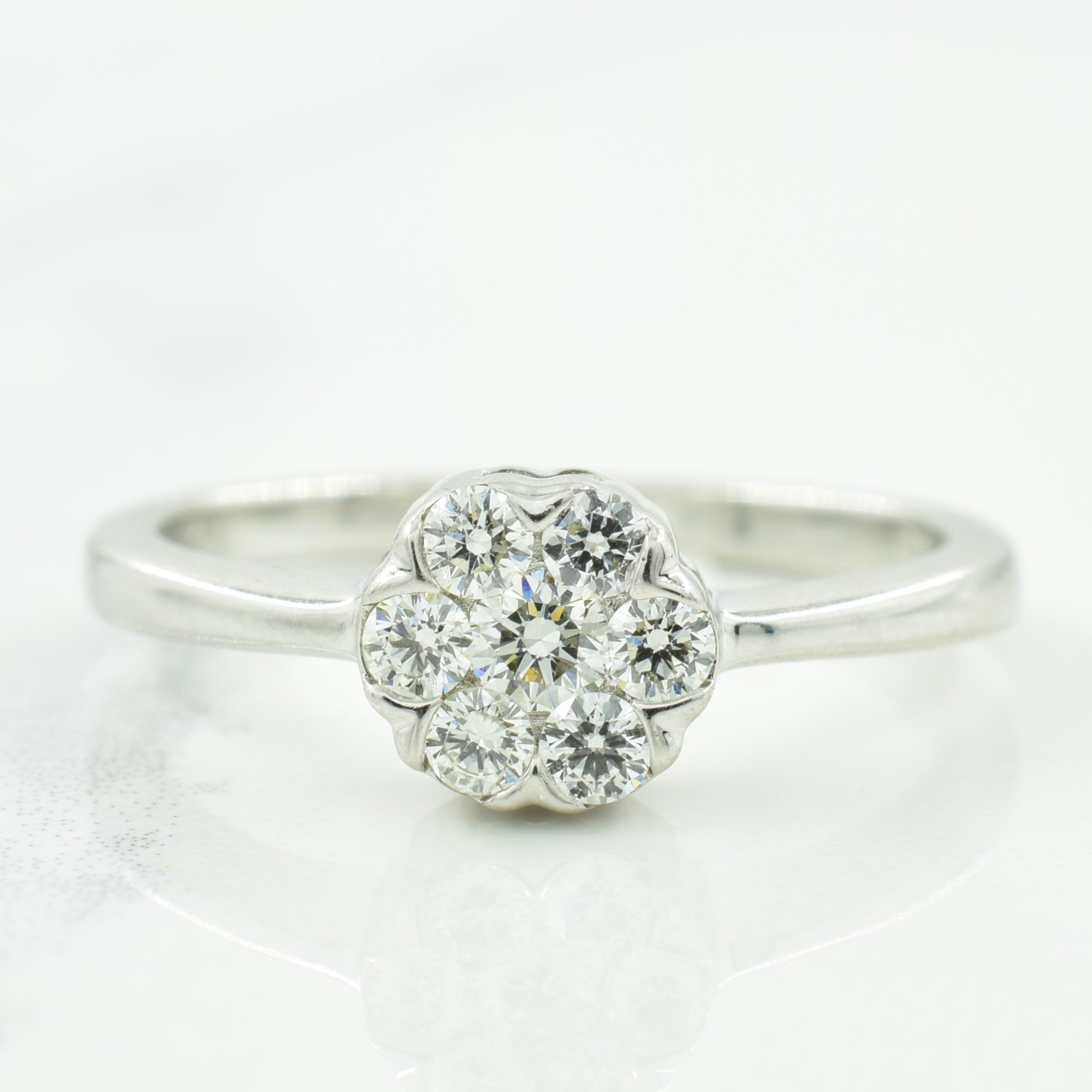 Cluster Diamond Ring | 0.25ctw | SZ 7 |