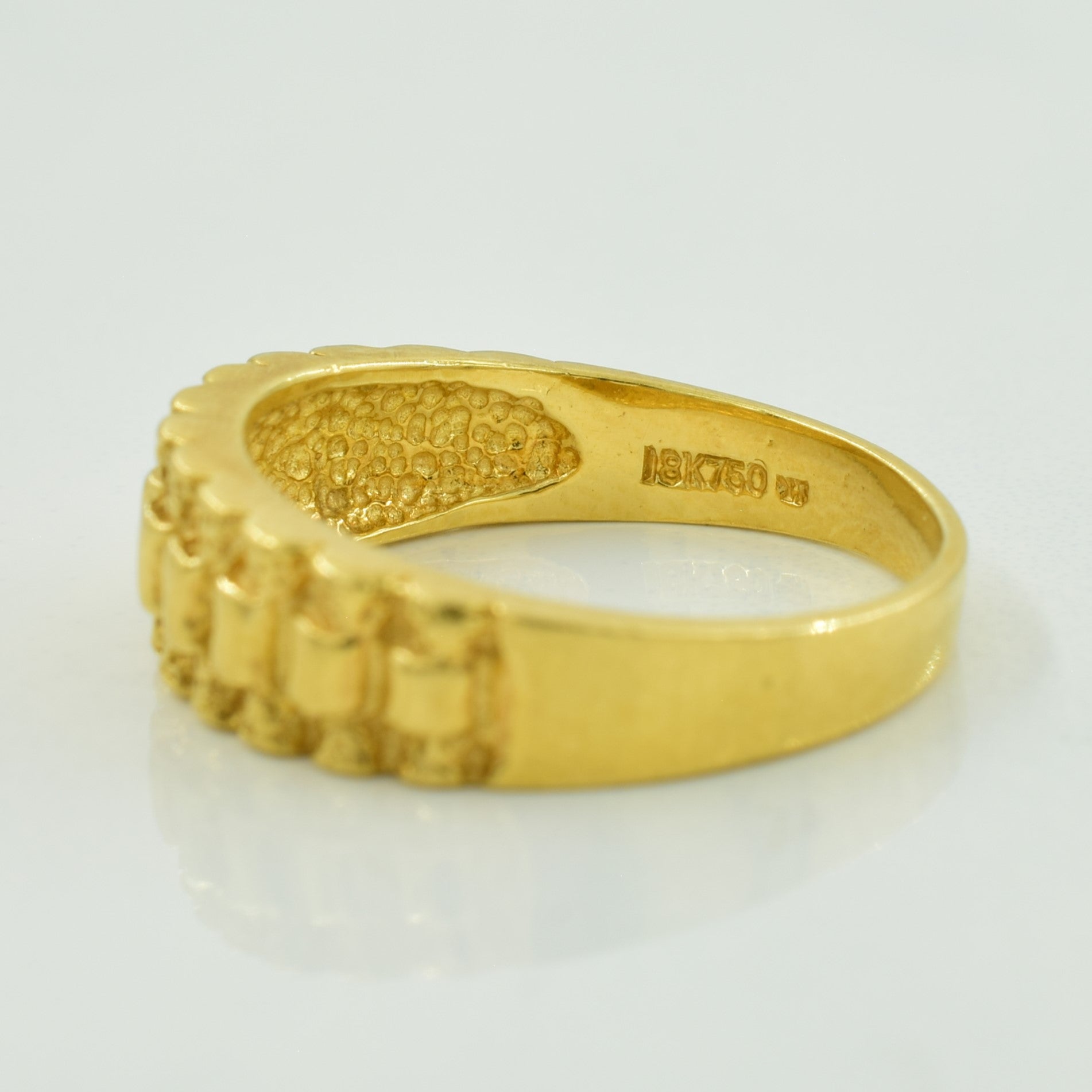 18k Yellow Gold Textured Ring | SZ 6 |