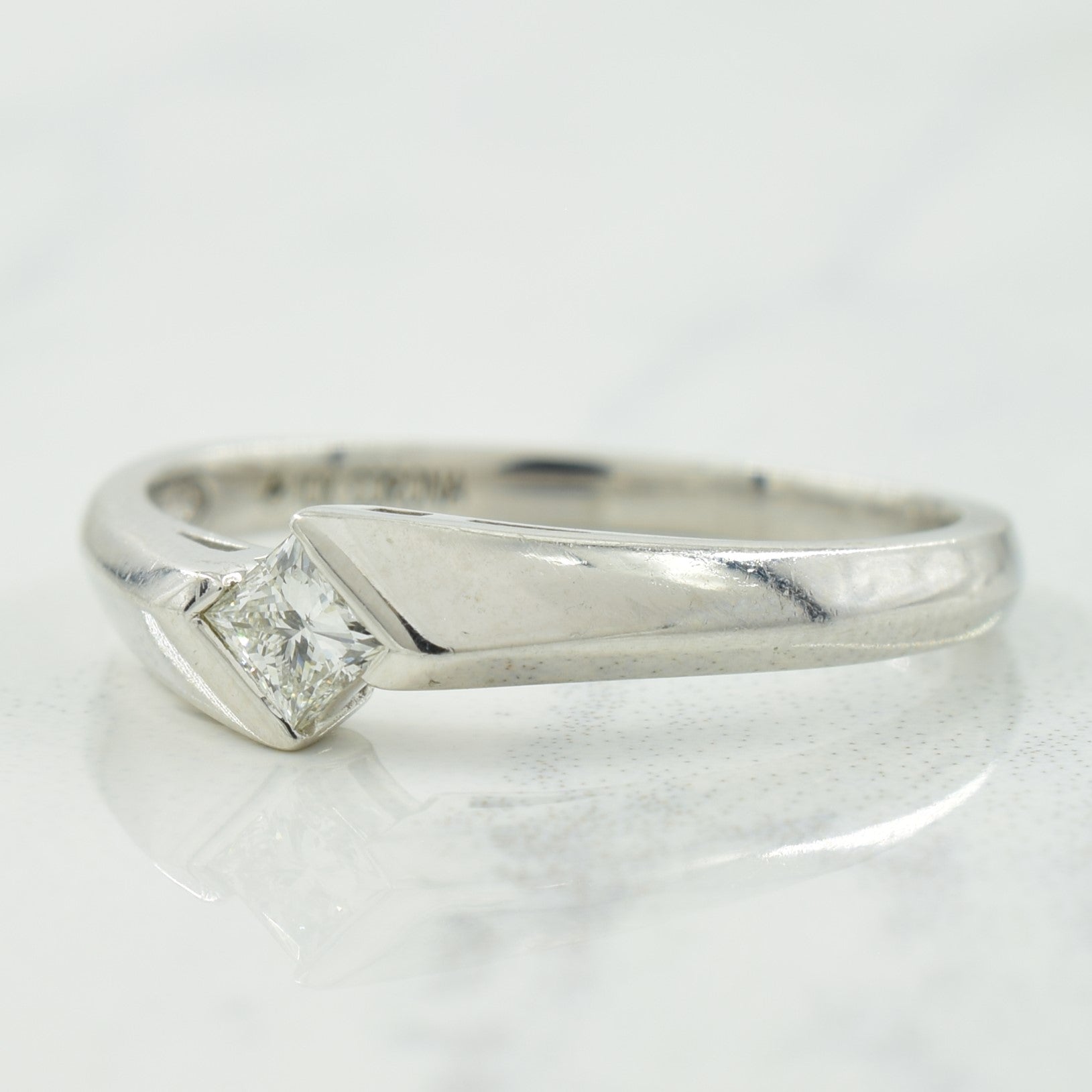 Solitaire Diamond Ring | 0.12ct | SZ 4.75 |