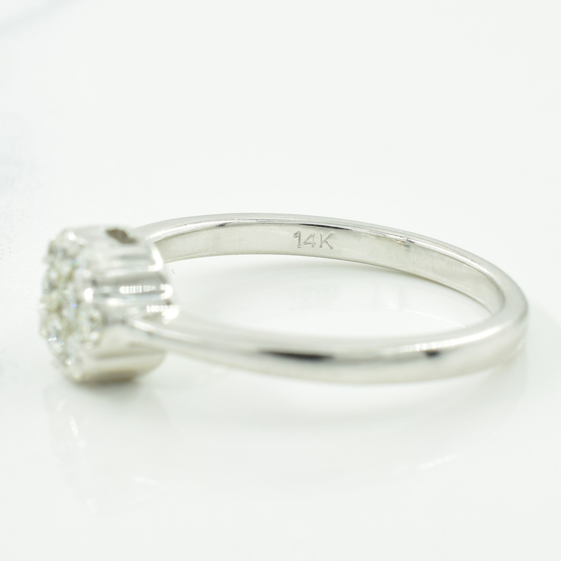 Cluster Diamond Ring | 0.25ctw | SZ 7 |