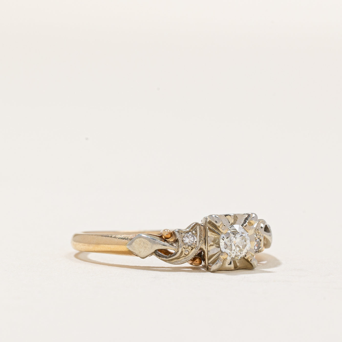 Illusion Set Diamond Ring | 0.18ctw | SZ 5 |