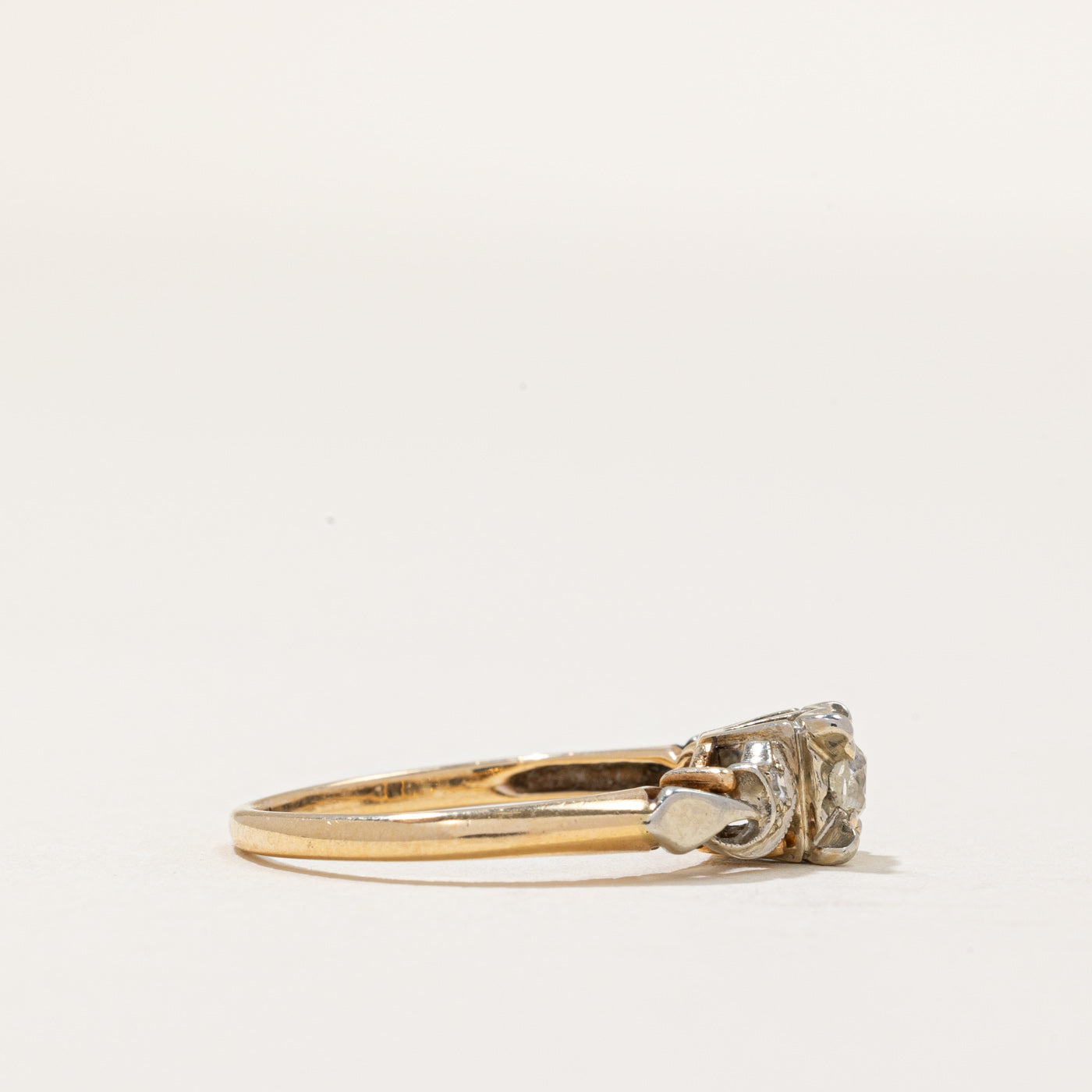 Illusion Set Diamond Ring | 0.18ctw | SZ 5 |