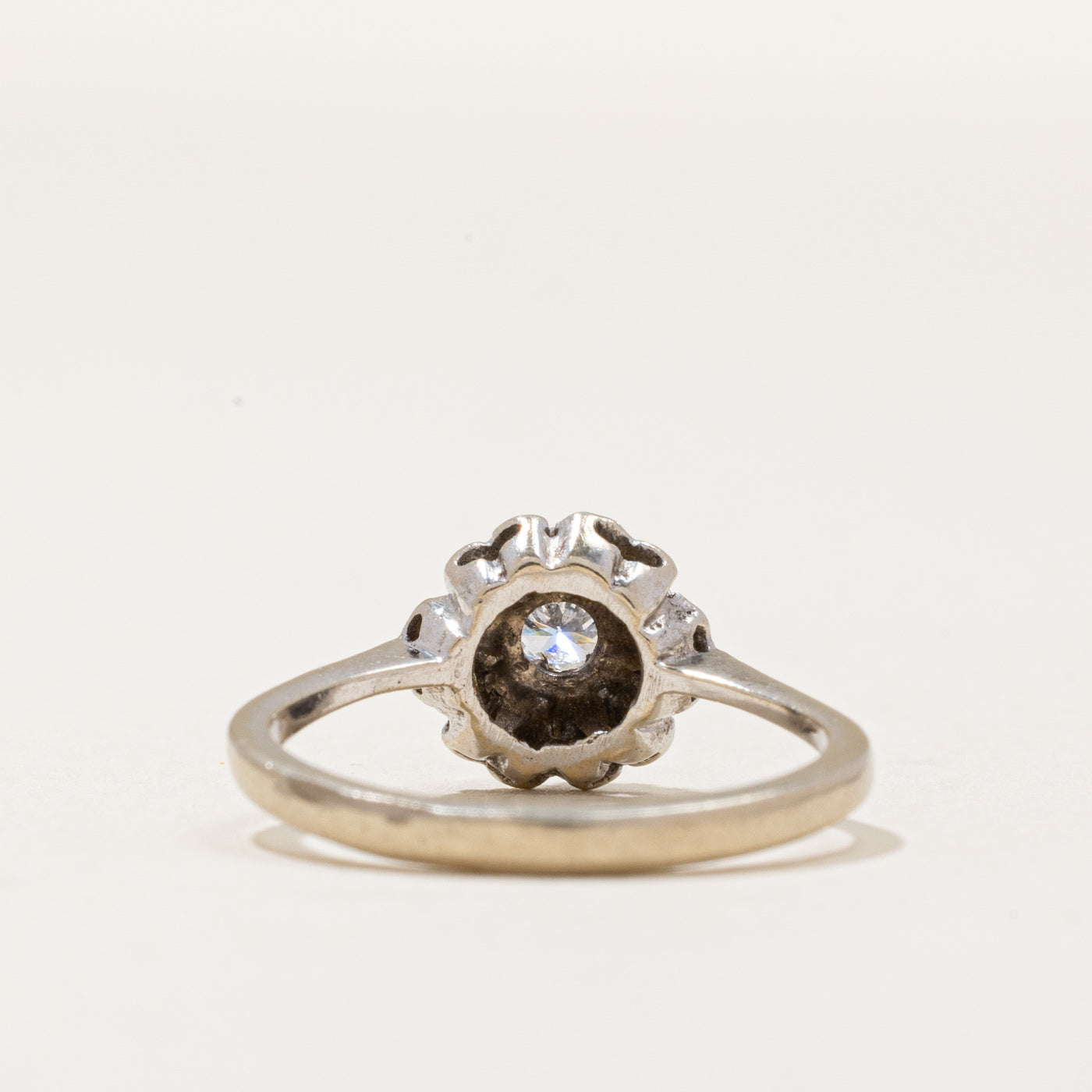18K Floral Design Diamond Ring | 0.15ct | SZ 5.5 |