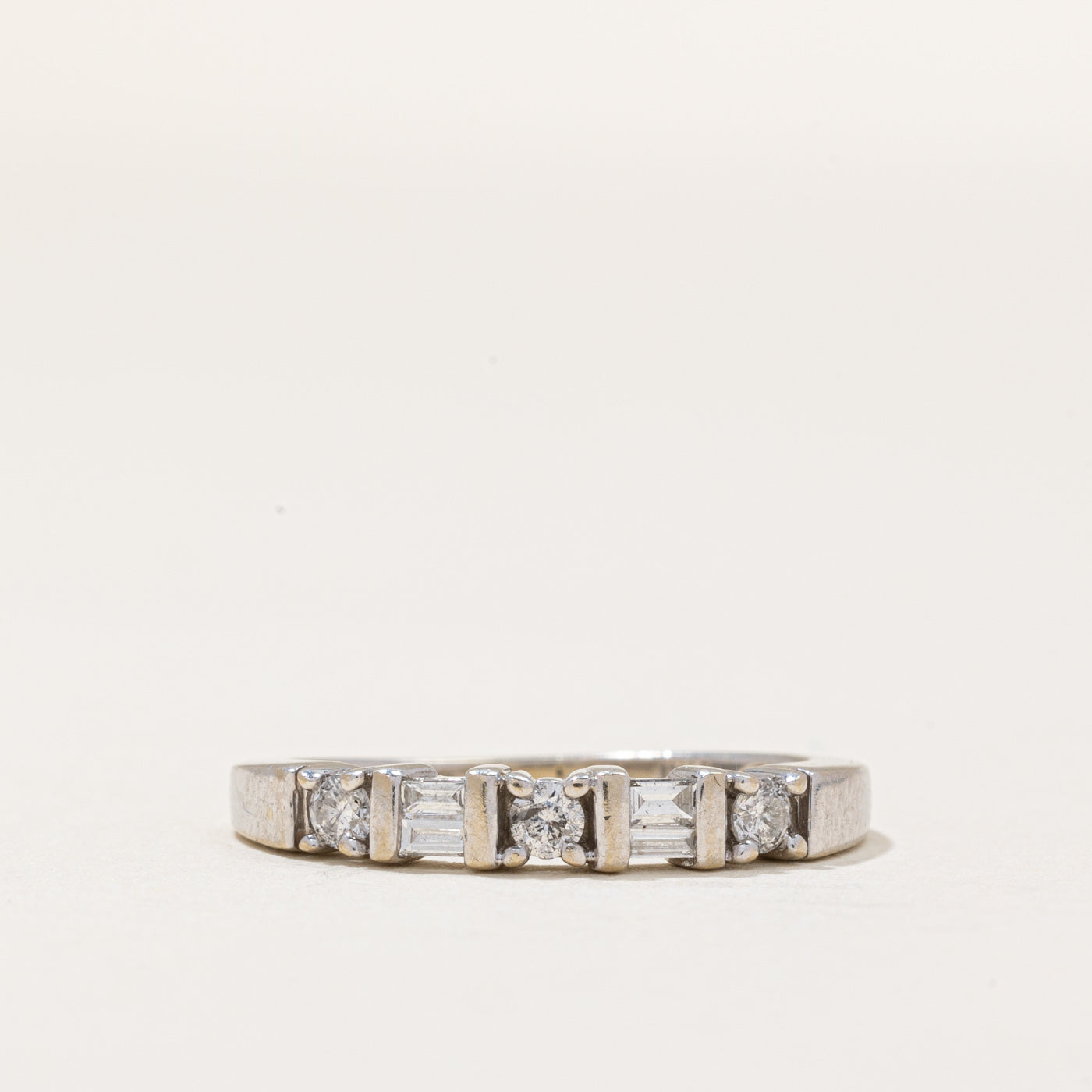 Diamond Ring | 0.20ctw | SZ 5 |