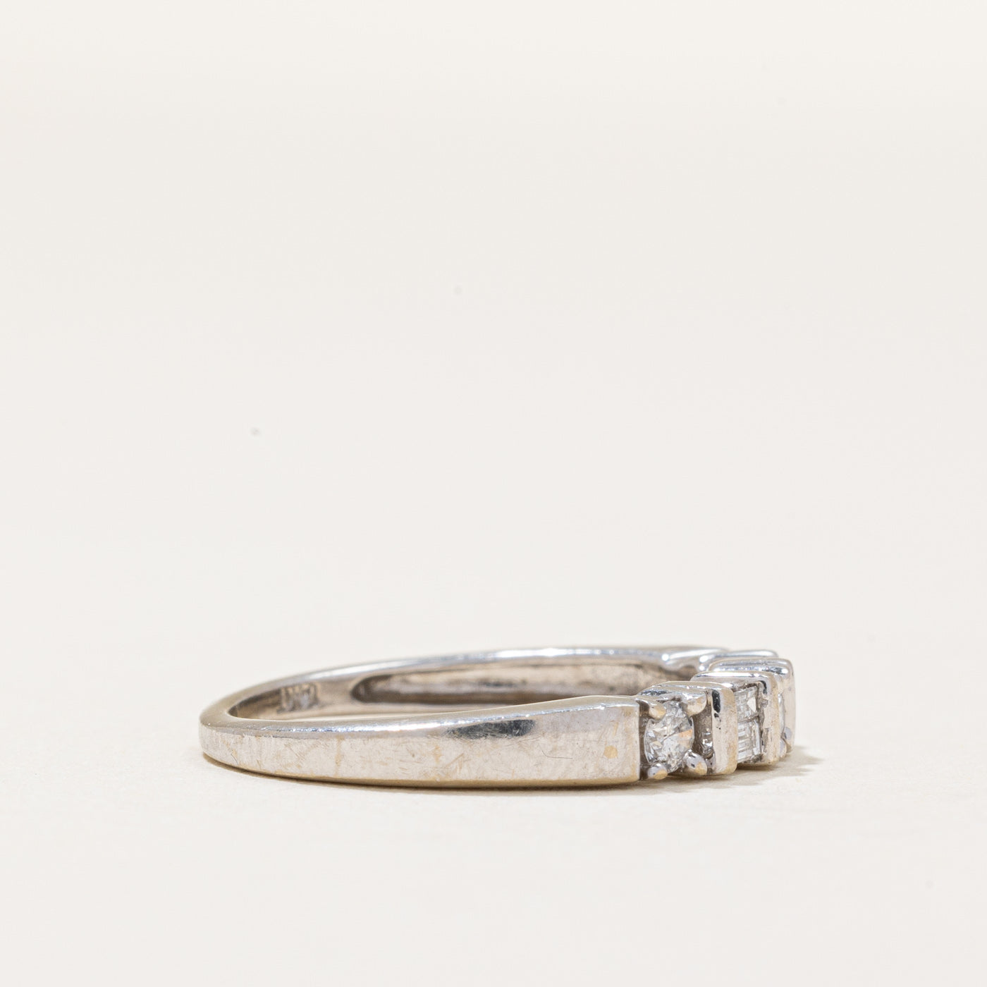Diamond Ring | 0.20ctw | SZ 5 |