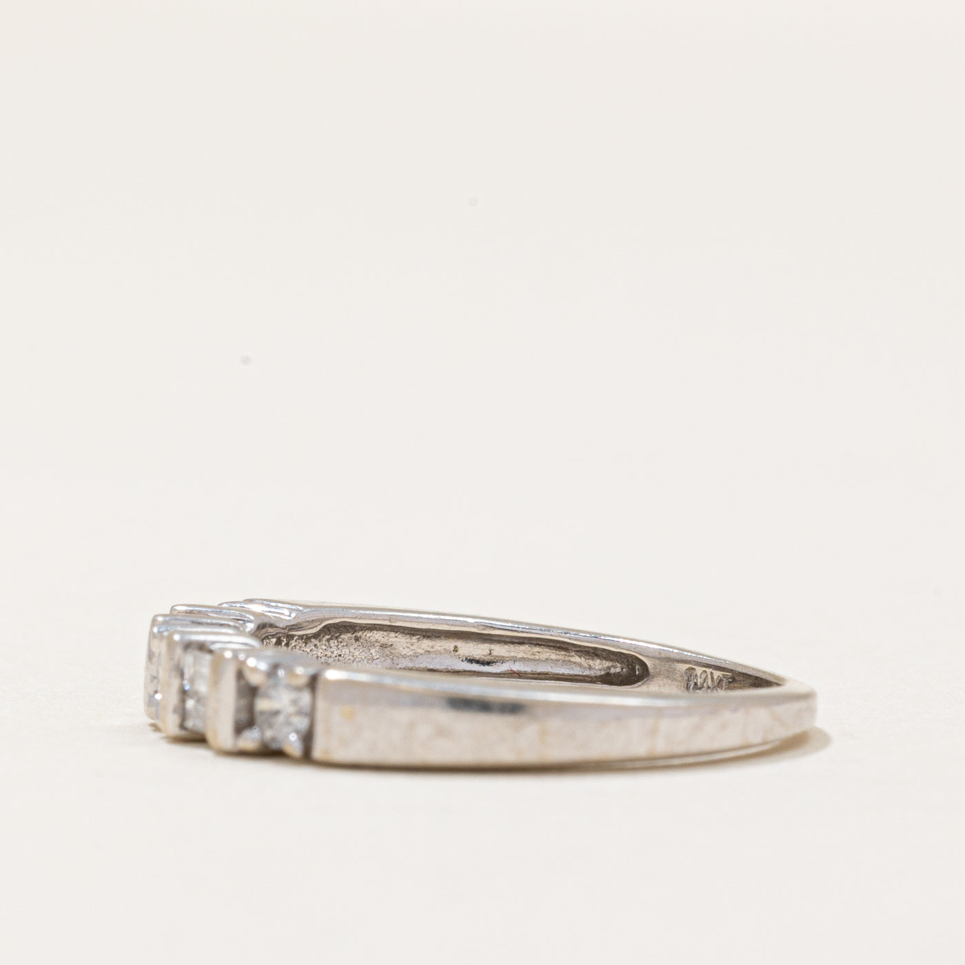 Diamond Ring | 0.20ctw | SZ 5 |