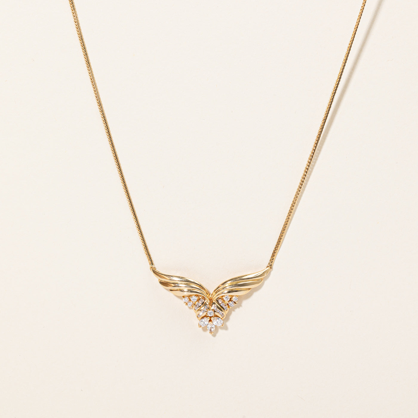 Diamond Pendant Necklace | 0.90ctw | 16" |