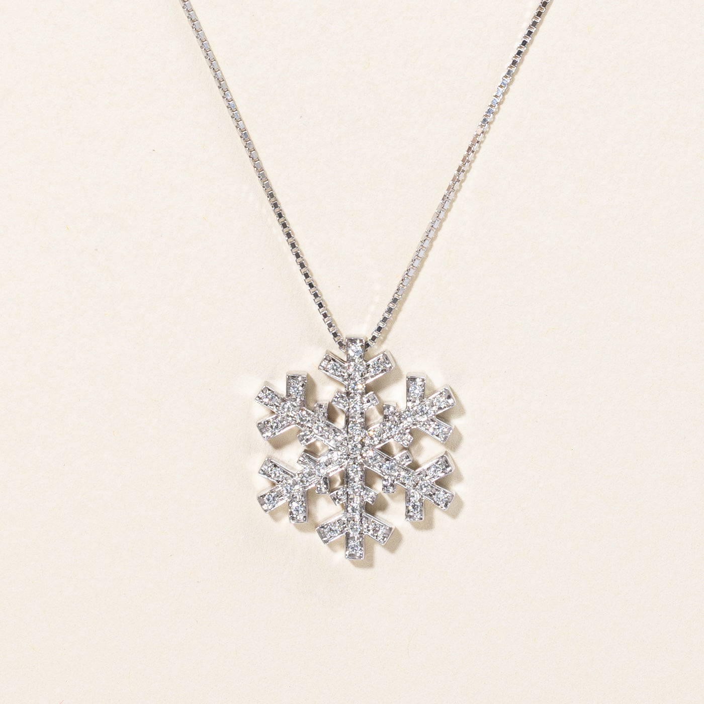 Salvini' Diamond Snowflake Pendant & Necklace | 0.30ctw | 20" |