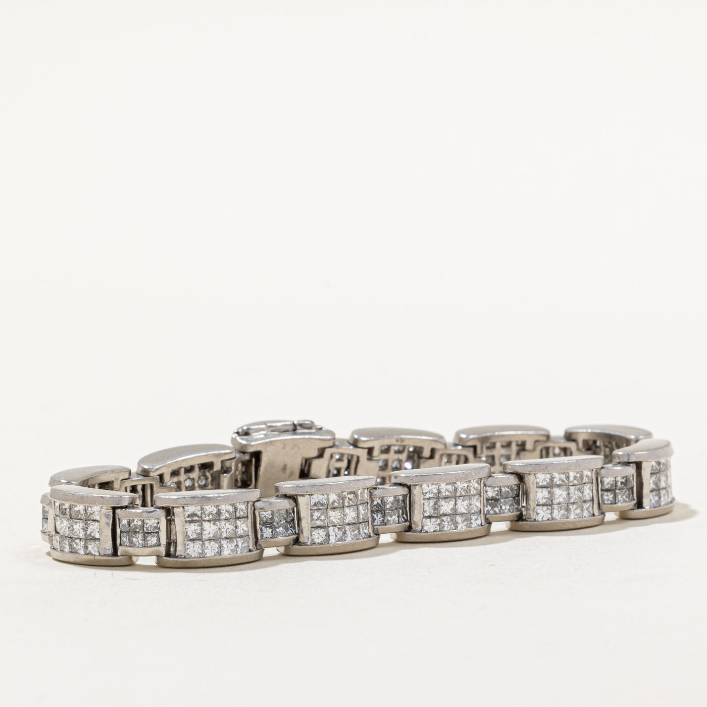 Princess Cut Diamond Bracelet in Platinum | 10.00ctw VS1/2 G/H/I | 7.25" |