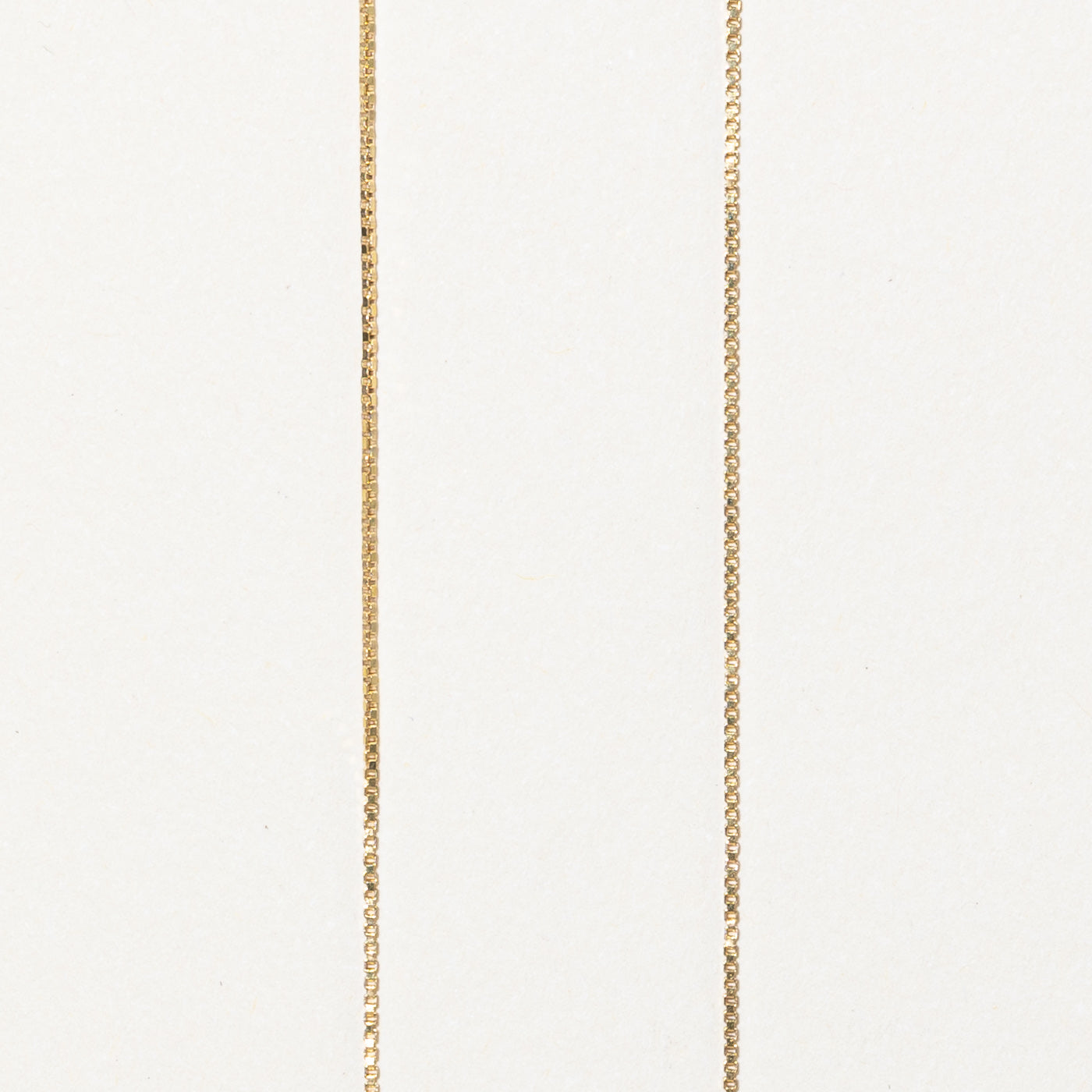 Collier serti clos de diamants | 0,15 ct | 45,7 cm |