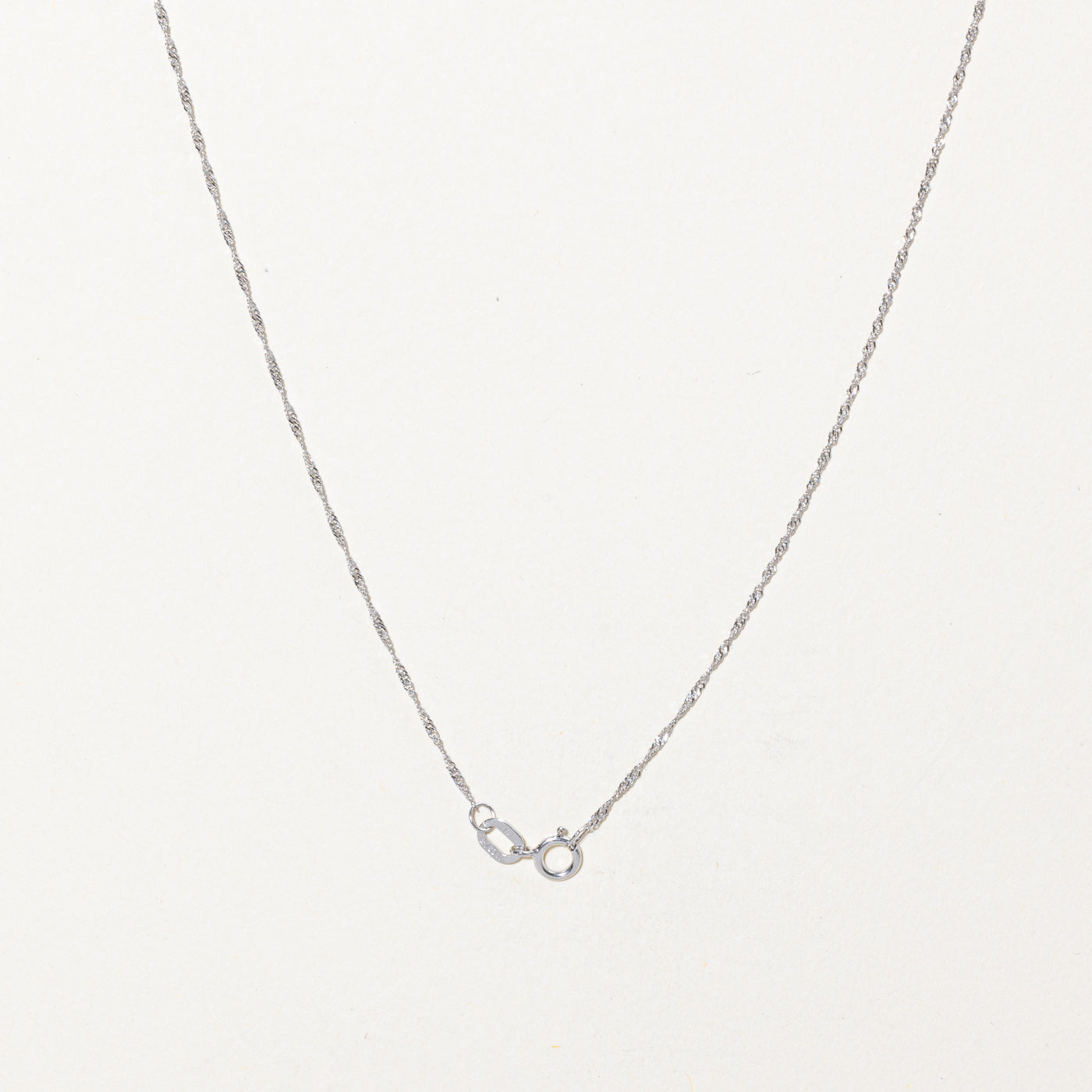 Diamond Flower Pendant Necklace | 0.18ctw | 16" |