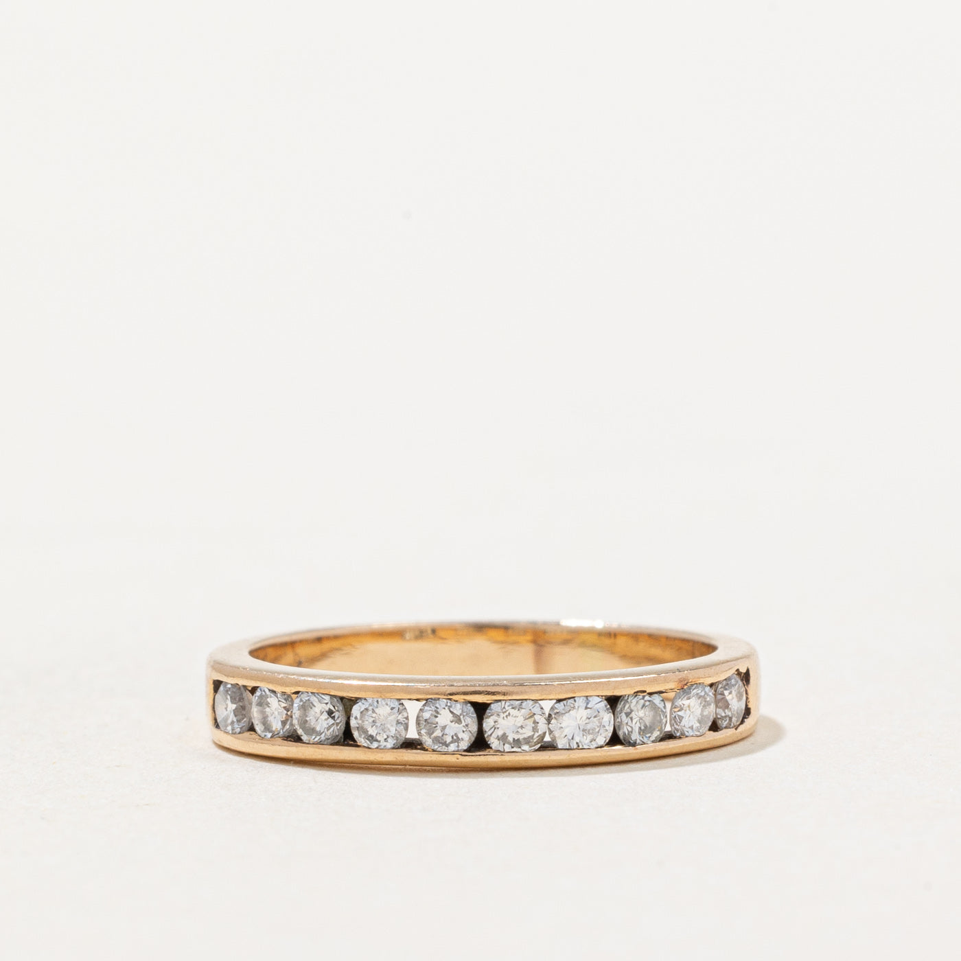 Alliance sertie de diamants semi-éternité | 0,30 ct | Taille 4 |