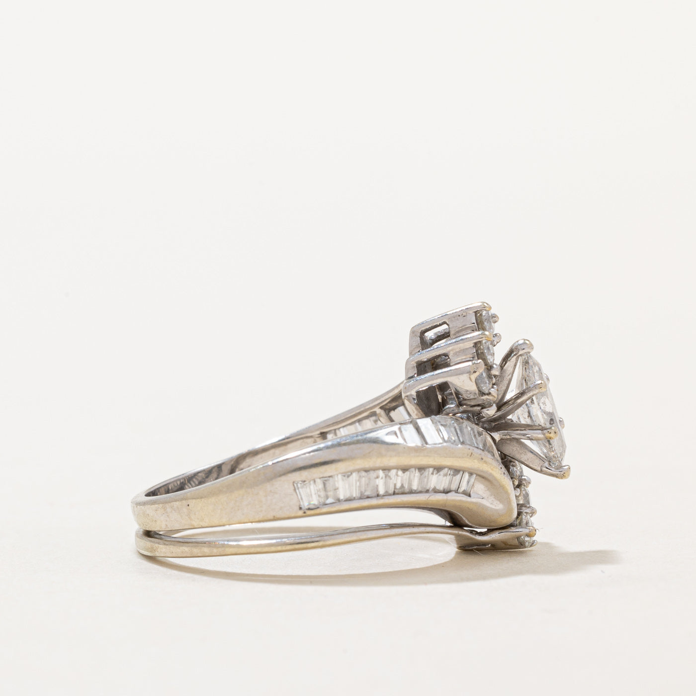 Ensemble bague de fiançailles et alliance en diamant taille marquise | 1,65 ct | Taille 8 |