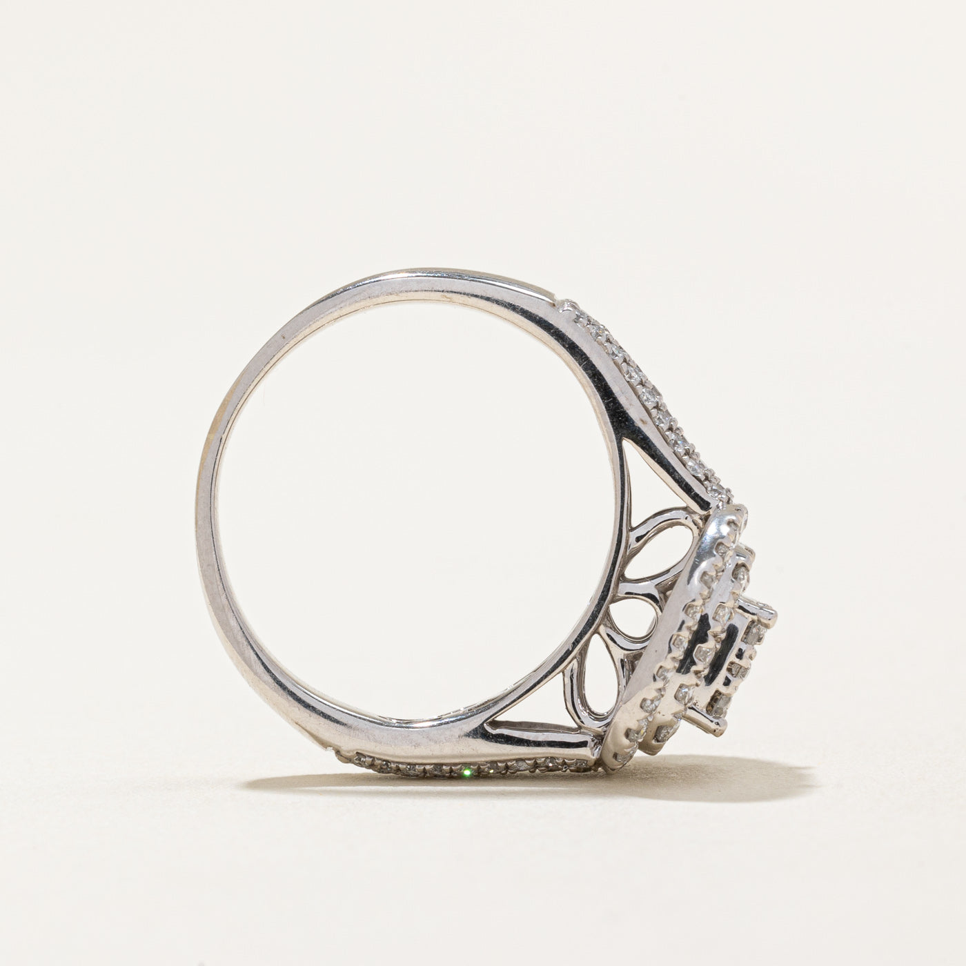 Diamond Cluster Engagement Ring | 0.83ctw | SZ 5.25 |
