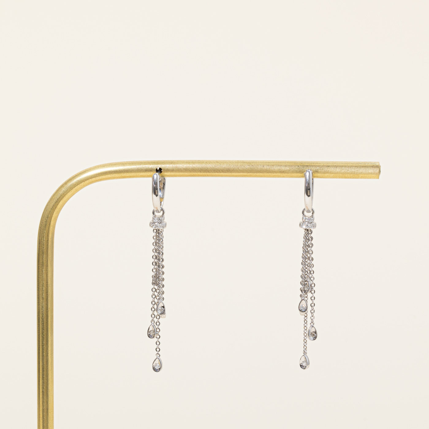 Boucles d'oreilles pendantes en diamant | 0,12 ct |