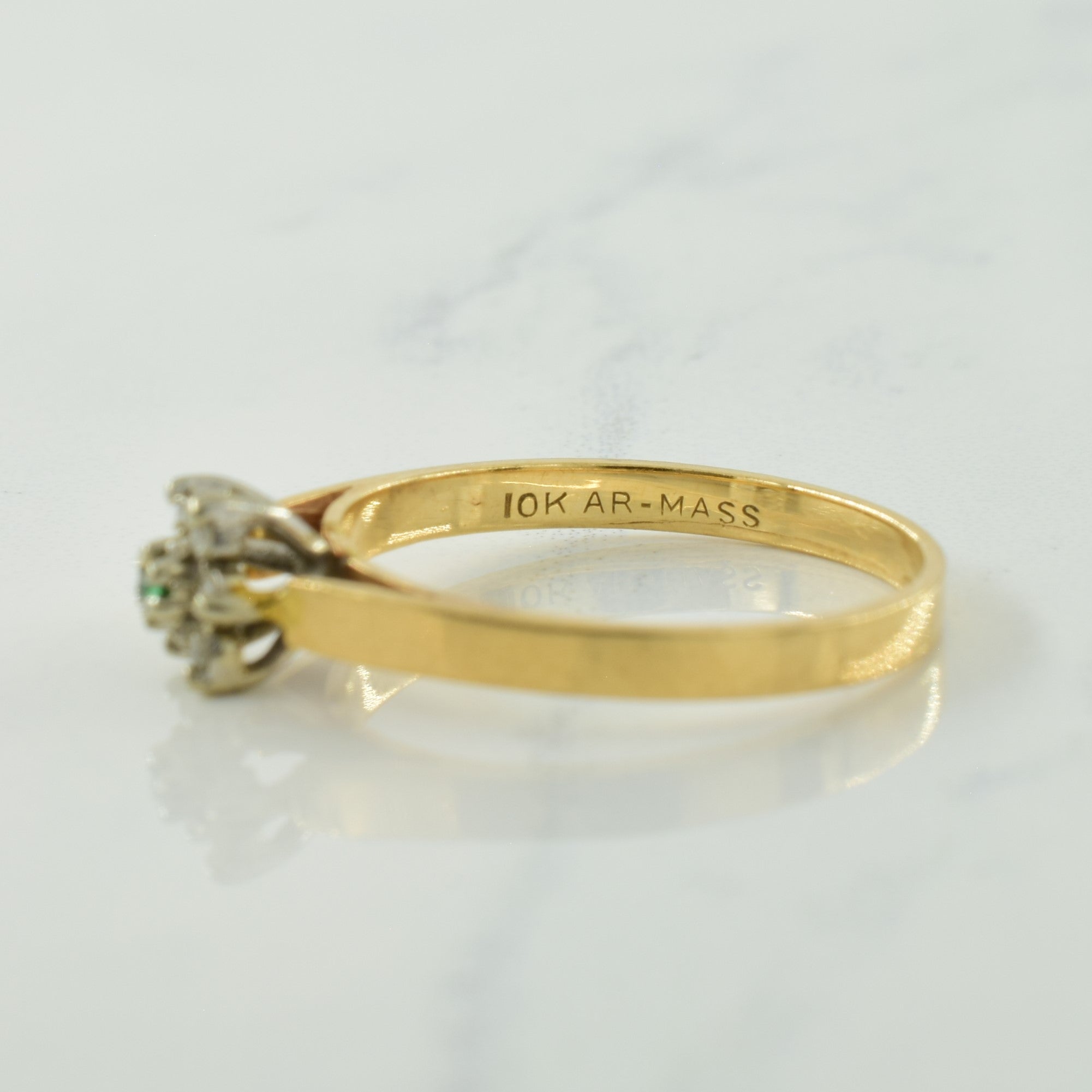 Diamond & Emerald Ring | 0.04ctw, 0.01ct | SZ 5.75 |