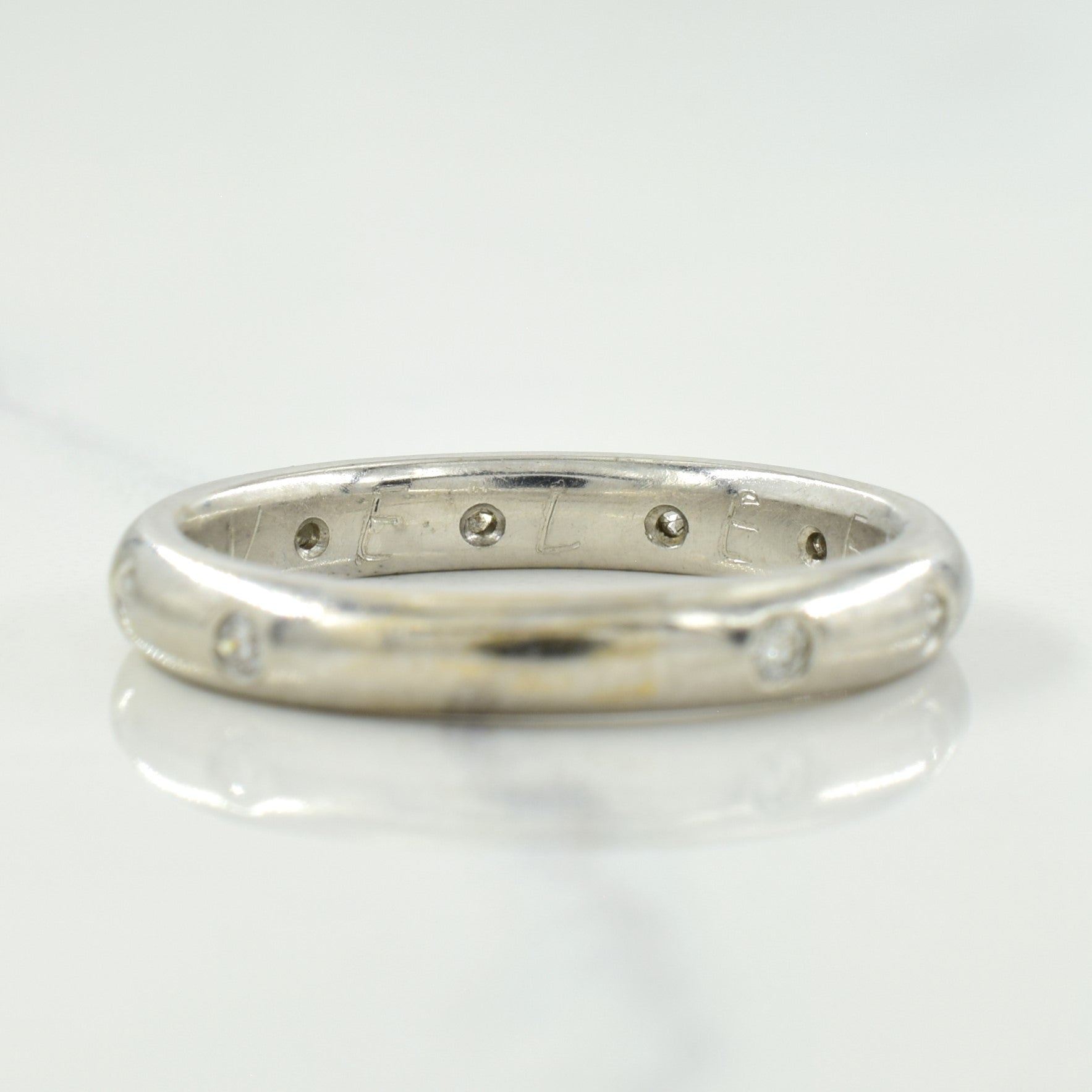 Flush Set Diamond Band | 0.20ctw | SZ 6.5 |
