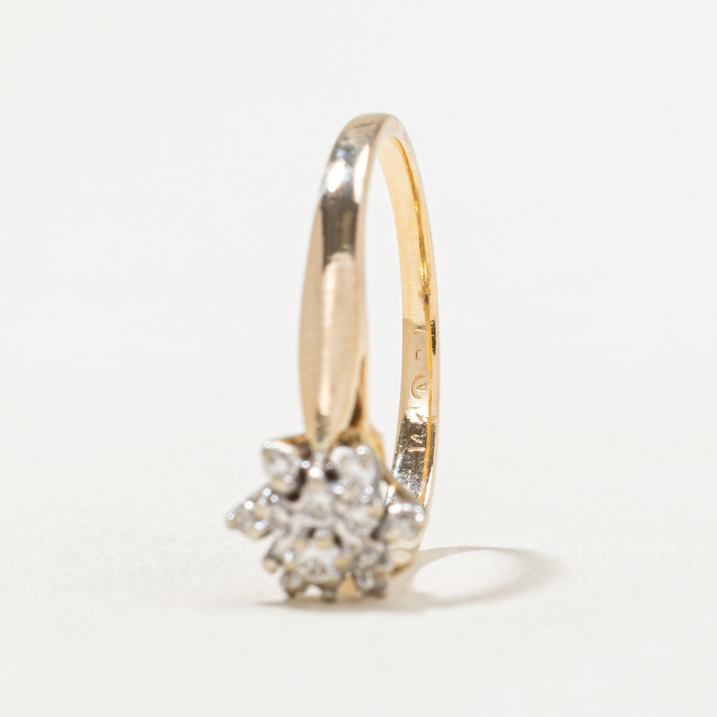 Diamond Cluster Petal Ring | 0.14ctw | SZ 5.75