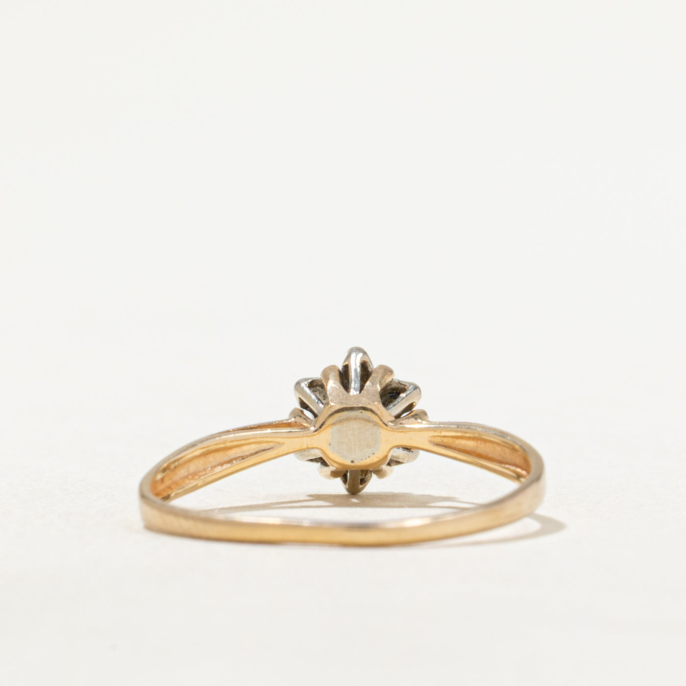 Diamond Cluster Petal Ring | 0.14ctw | SZ 6.5
