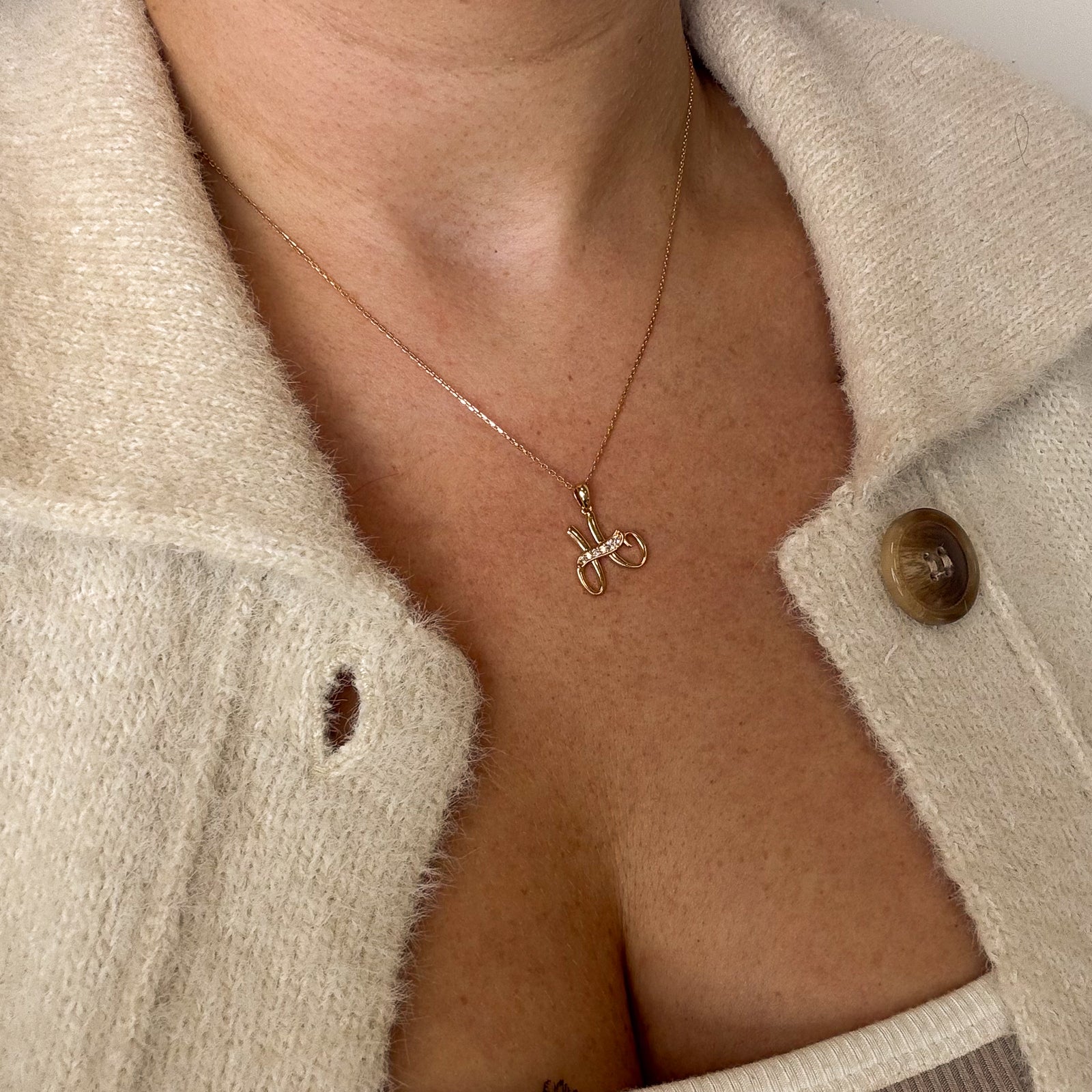 Diamond "H" Necklace | 0.10ctw | 18" |