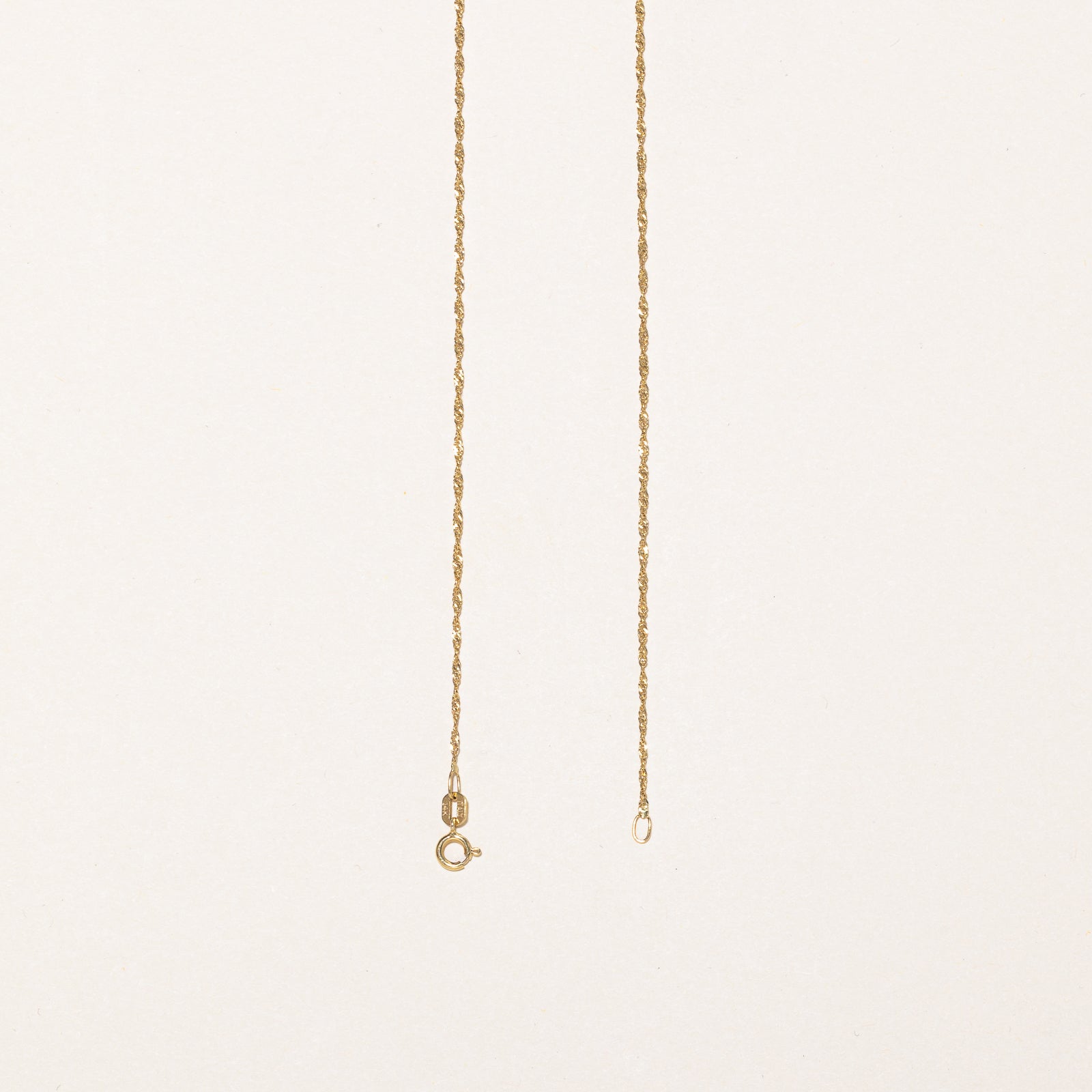Collier croix en diamants | 0,18 ct | 40,6 cm |