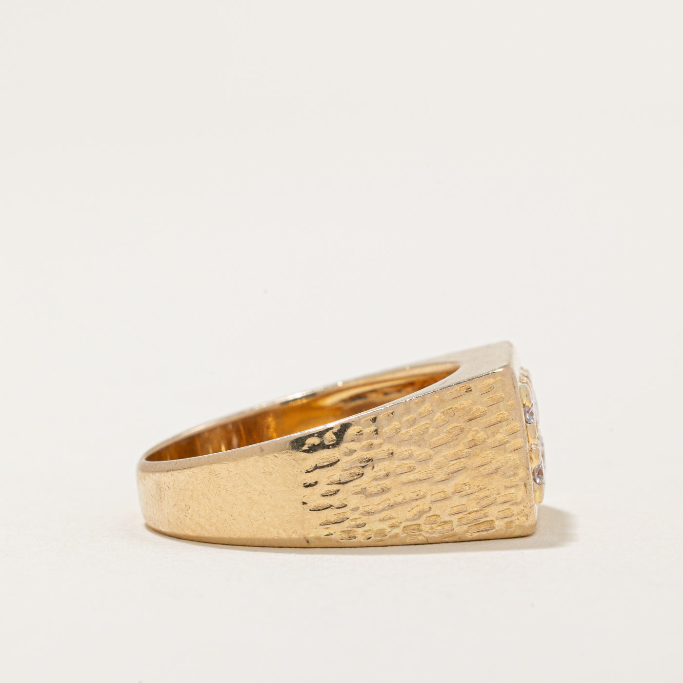 Diamond Signet Ring | 0.48ctw | SZ 7 |