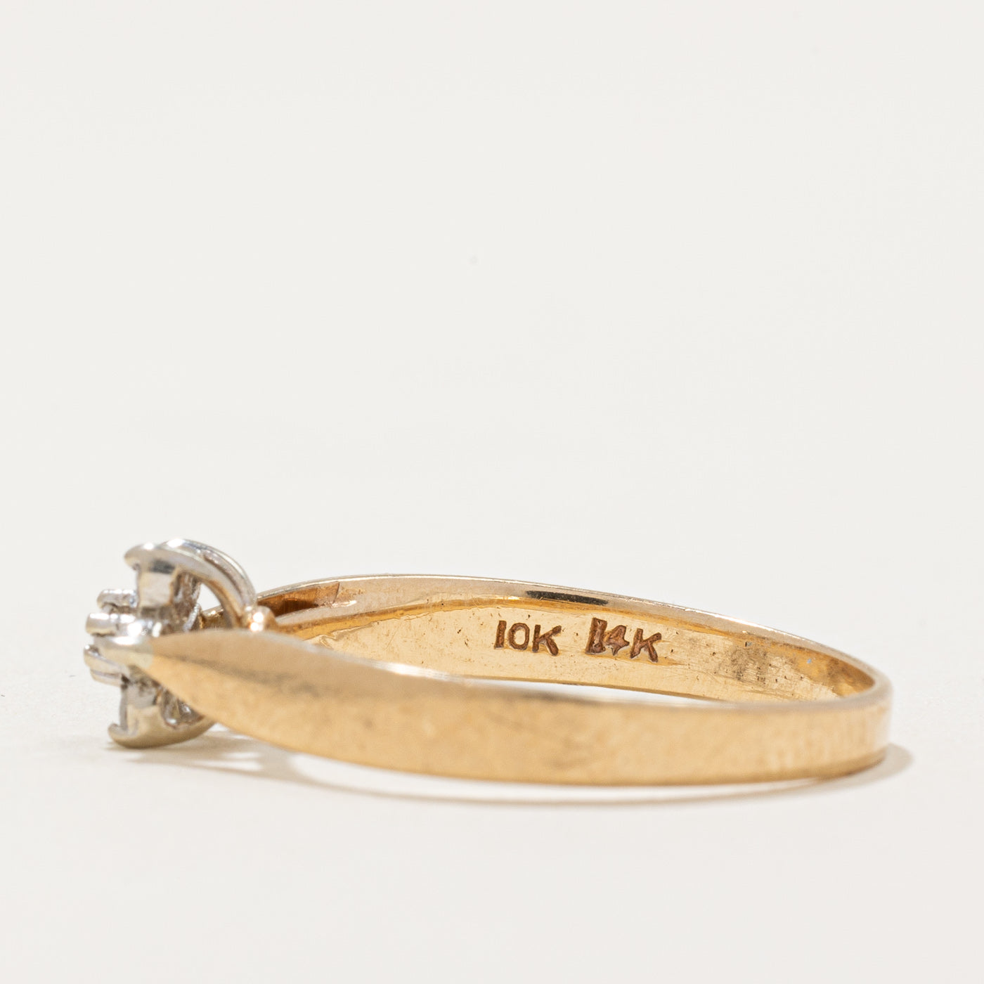 Diamond Ring | 0.09ctw | SZ 6 |