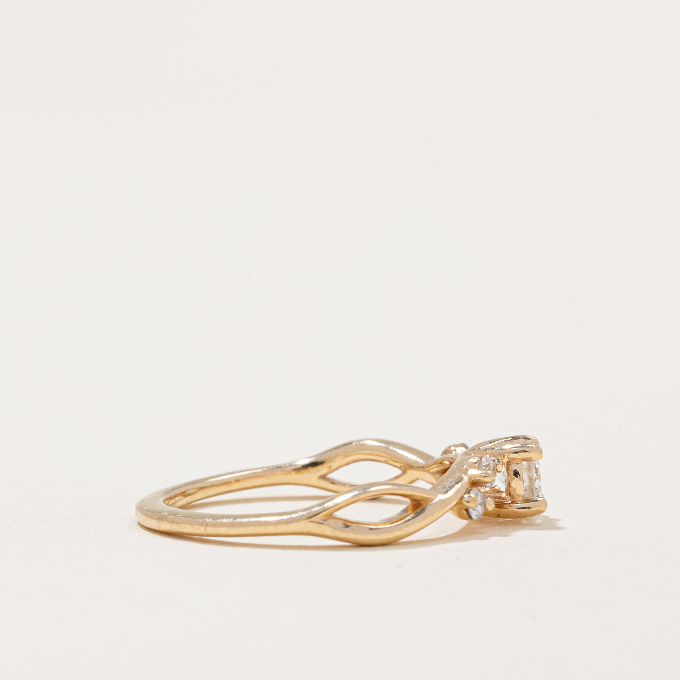 Diamond Accented Cross Over Ring | 0.26ctw | SZ 4.5 |