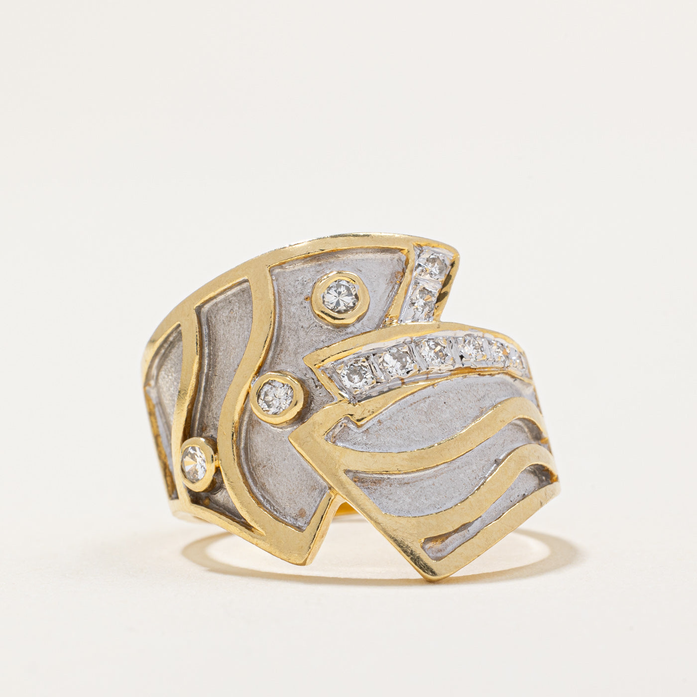 Two Tone Gold Diamond Cocktail Ring | 0.17ctw | SZ 6.75 |
