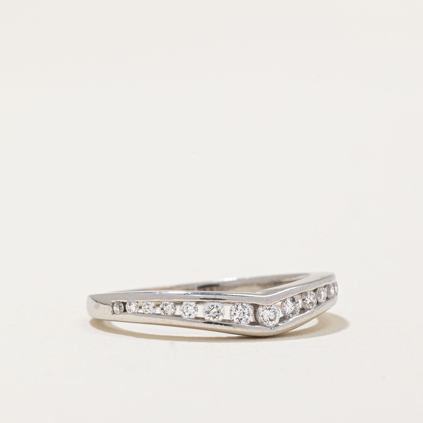 Diamond Chevron Ring | 0.19ctw | SZ 5.25 |