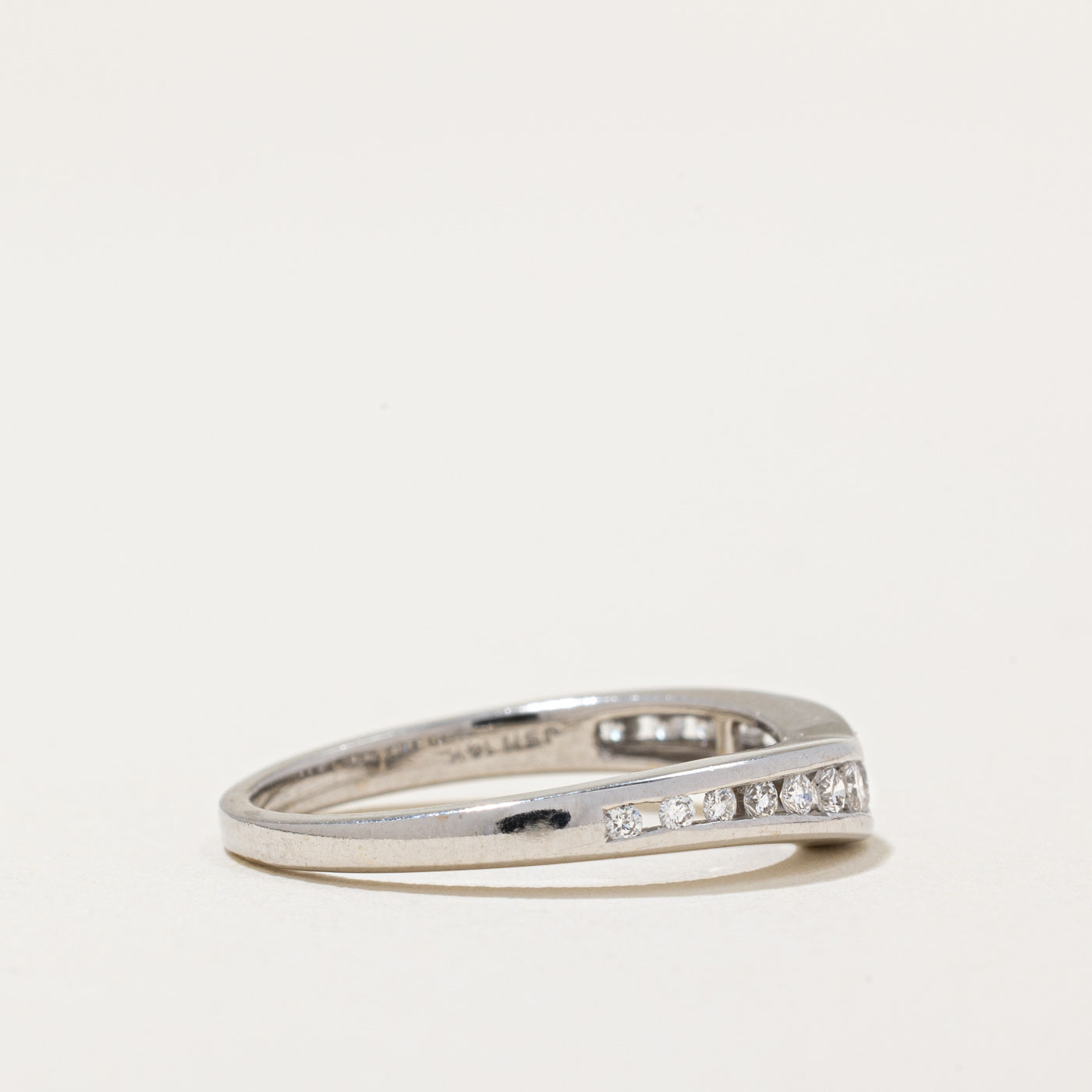 Diamond Chevron Ring | 0.19ctw | SZ 5.25 |