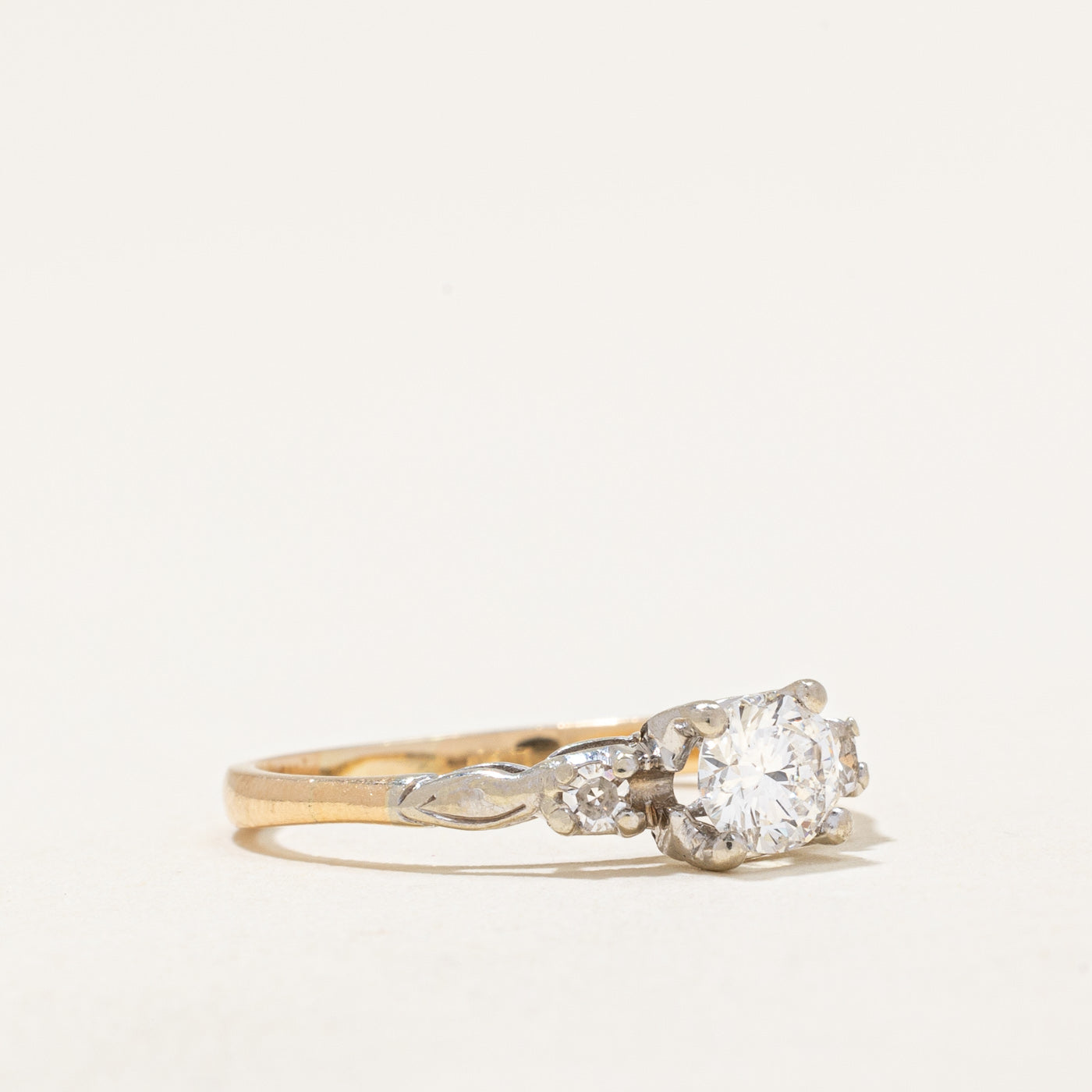 Diamond Engagement Ring | 0.46ctw | SZ 5.25 |