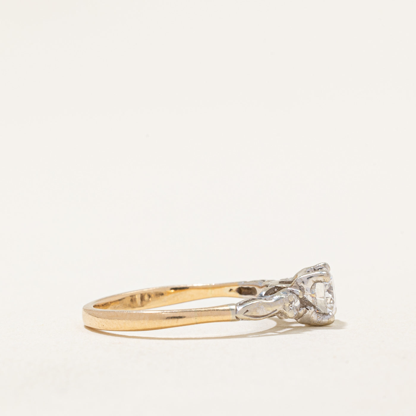 Diamond Engagement Ring | 0.46ctw | SZ 5.25 |