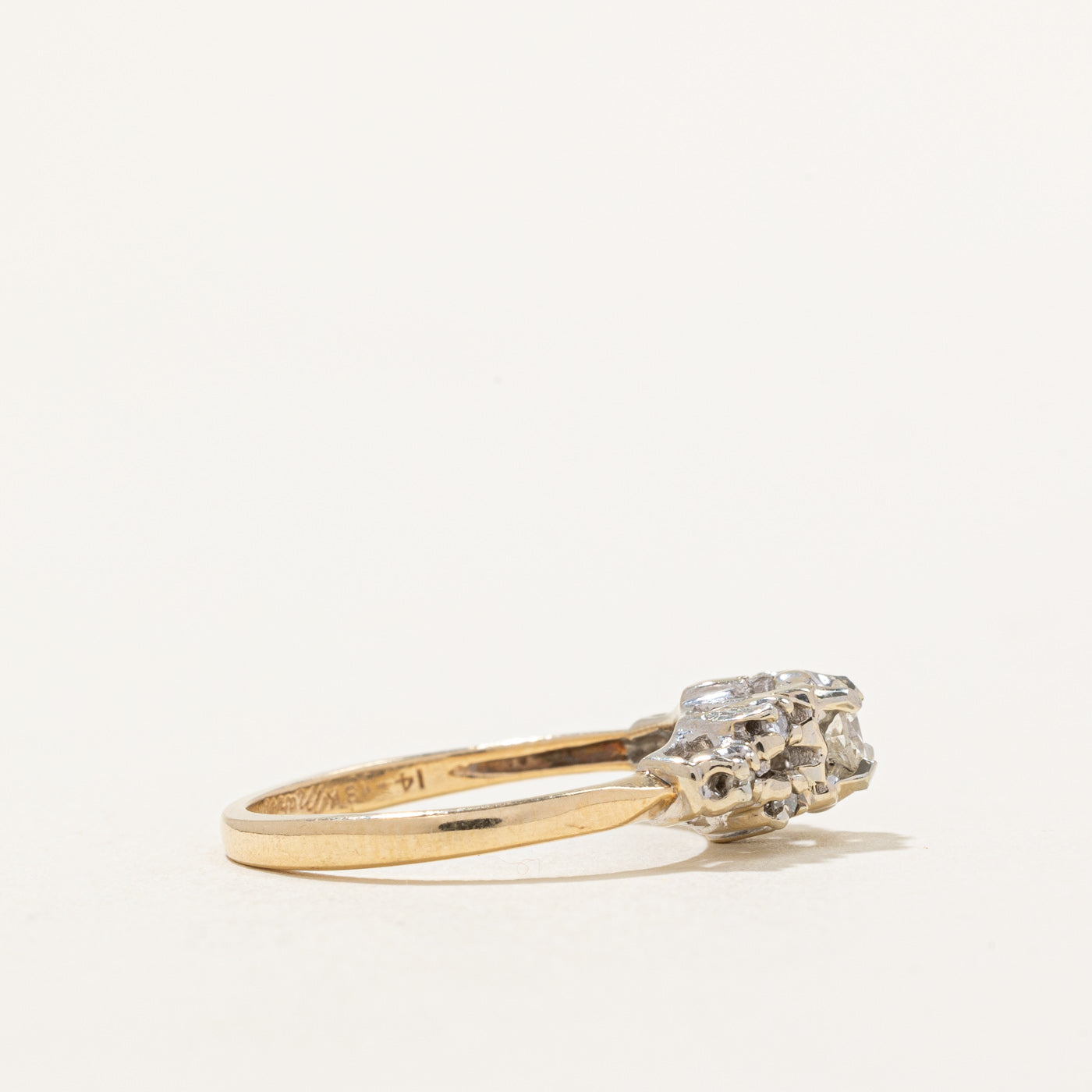 Diamond Engagement Ring | 0.29ctw | SZ 5.5 |