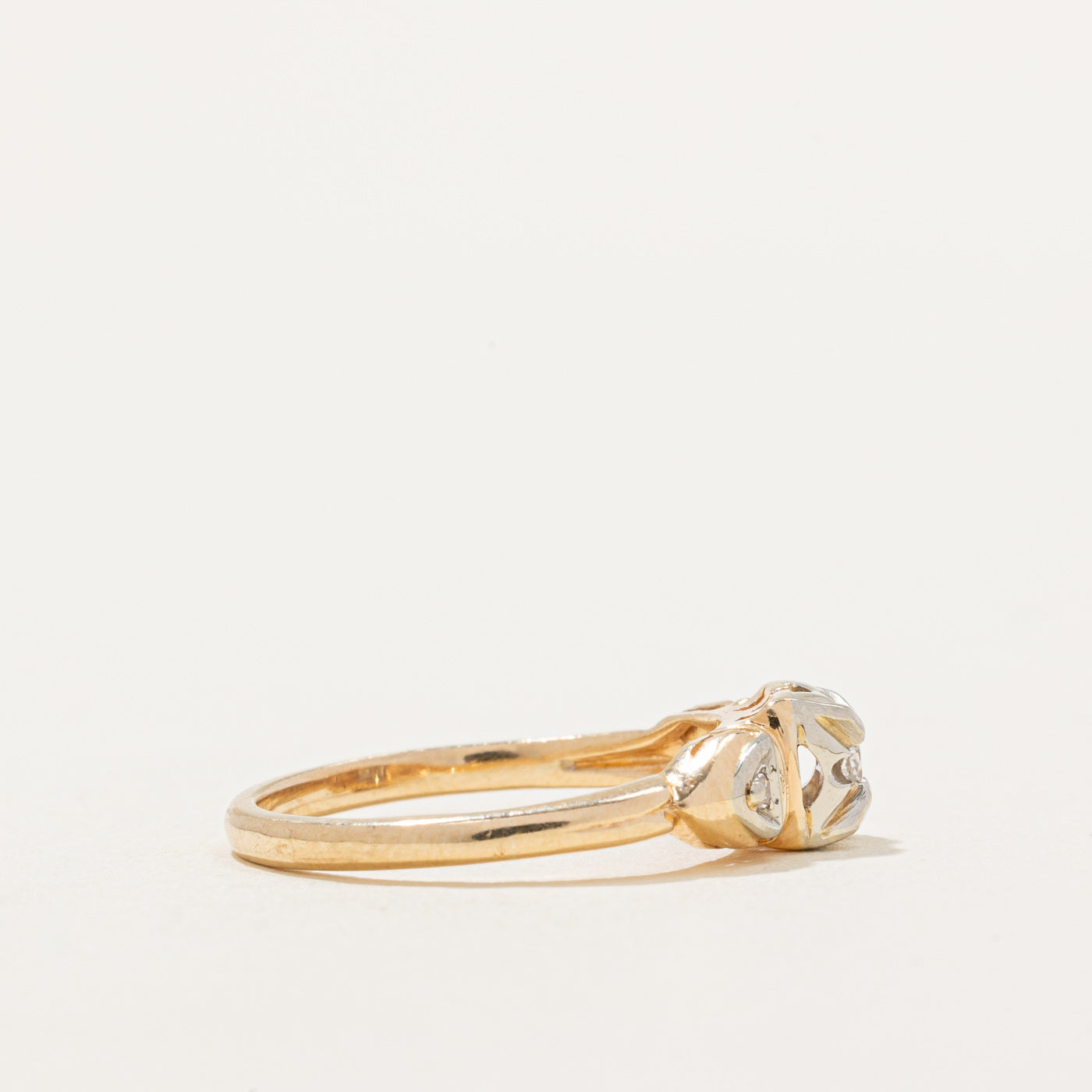 Diamond Ring | 0.09ctw | SZ 5.25 |